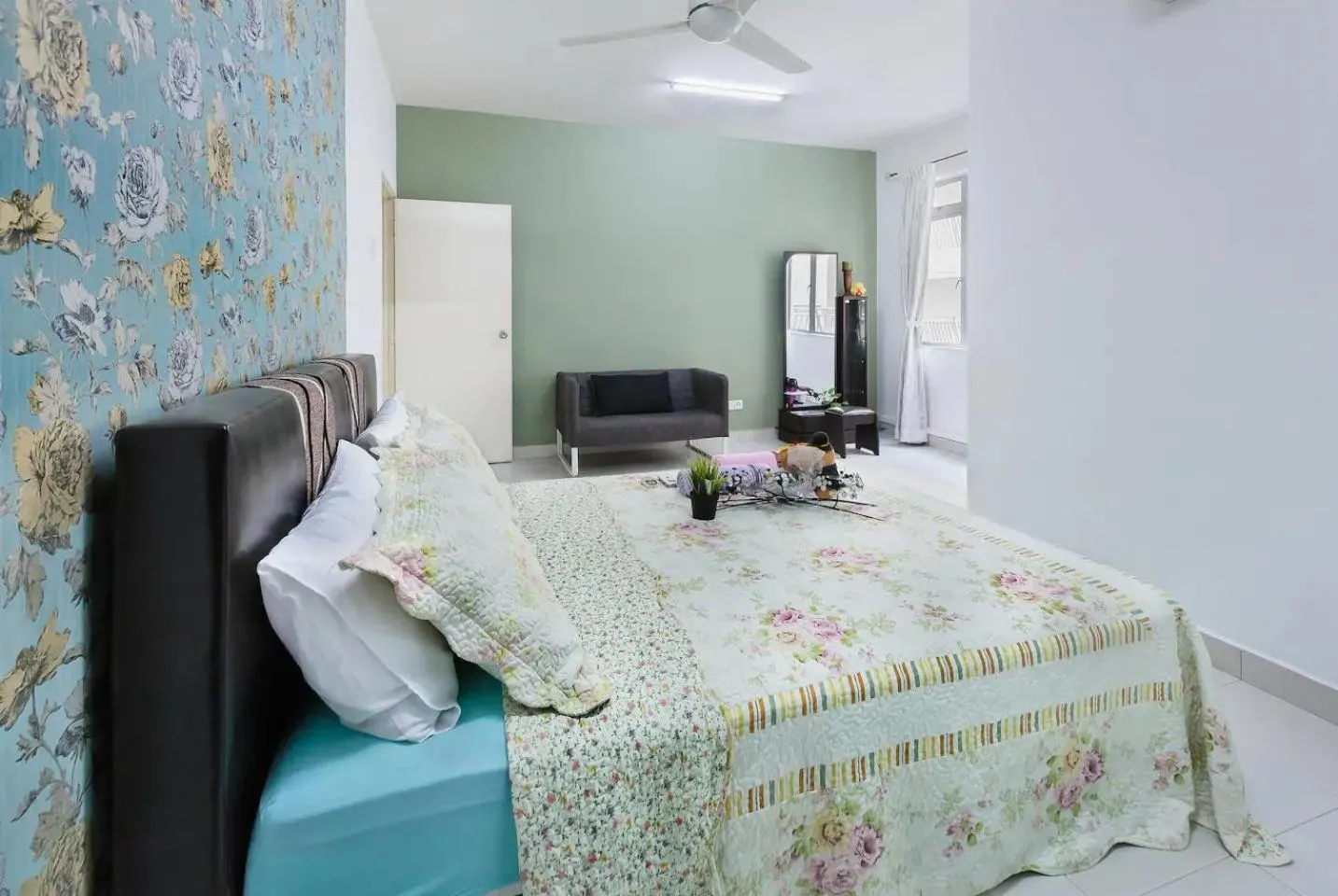 Bed in Homestay@AEON Desa Tebrau