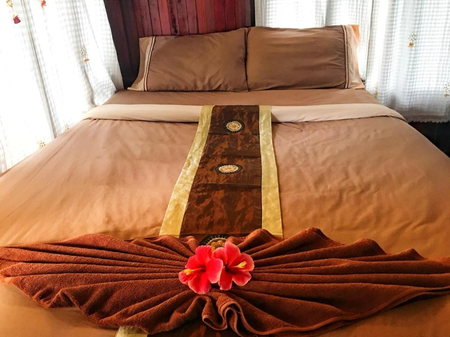 Bed in Phi Phi Green Hill Resort