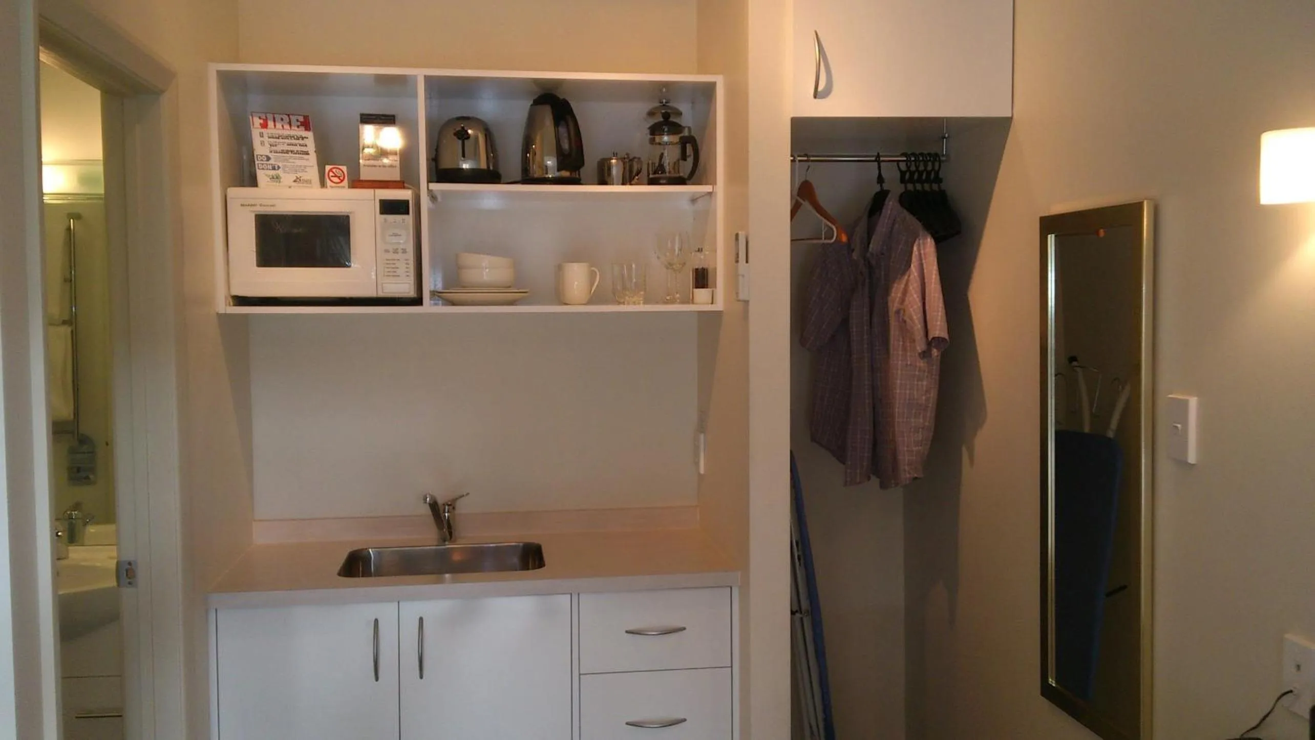 Kitchen or kitchenette in Marineland Beachfront Accommodation