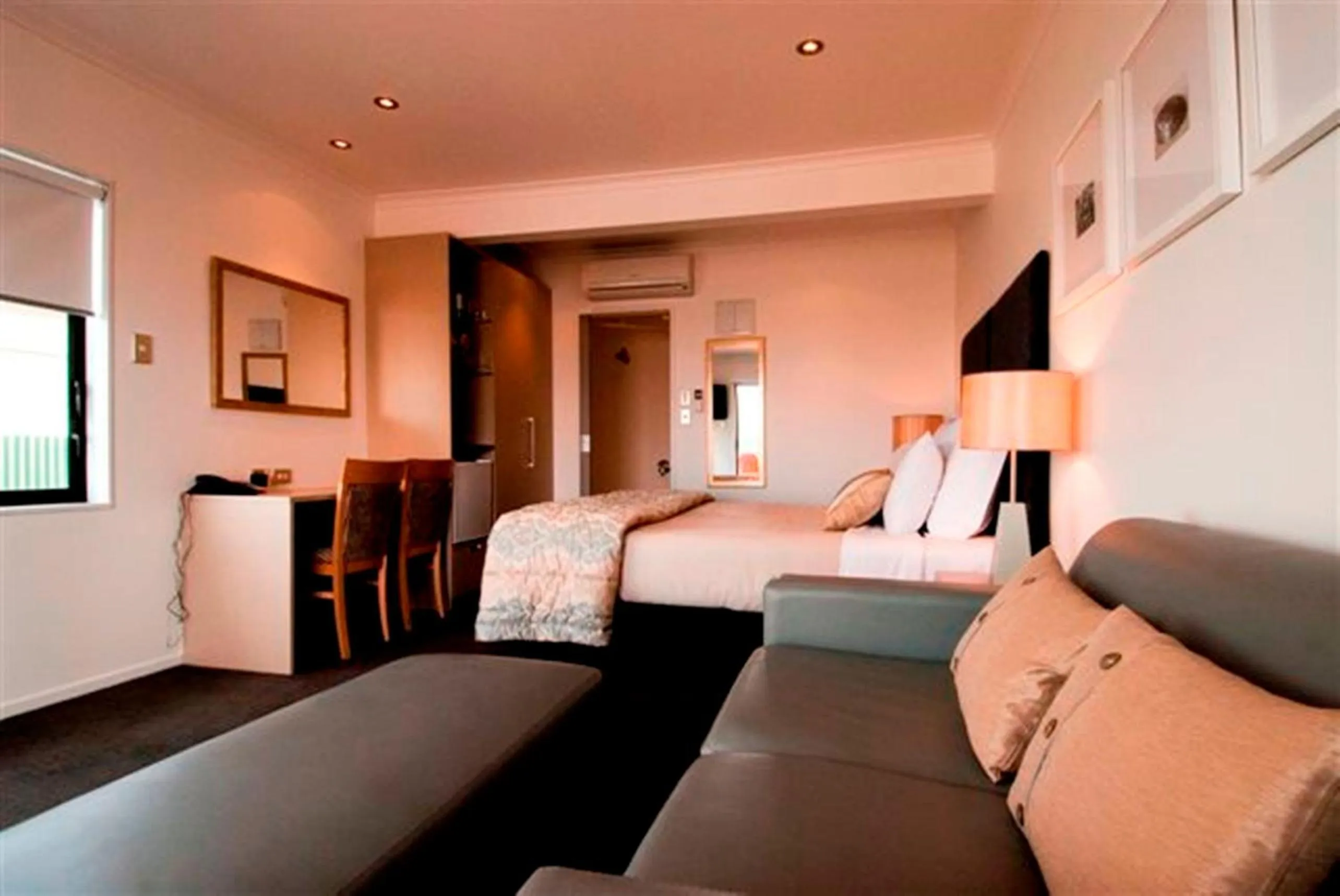 Bed in Marineland Beachfront Accommodation