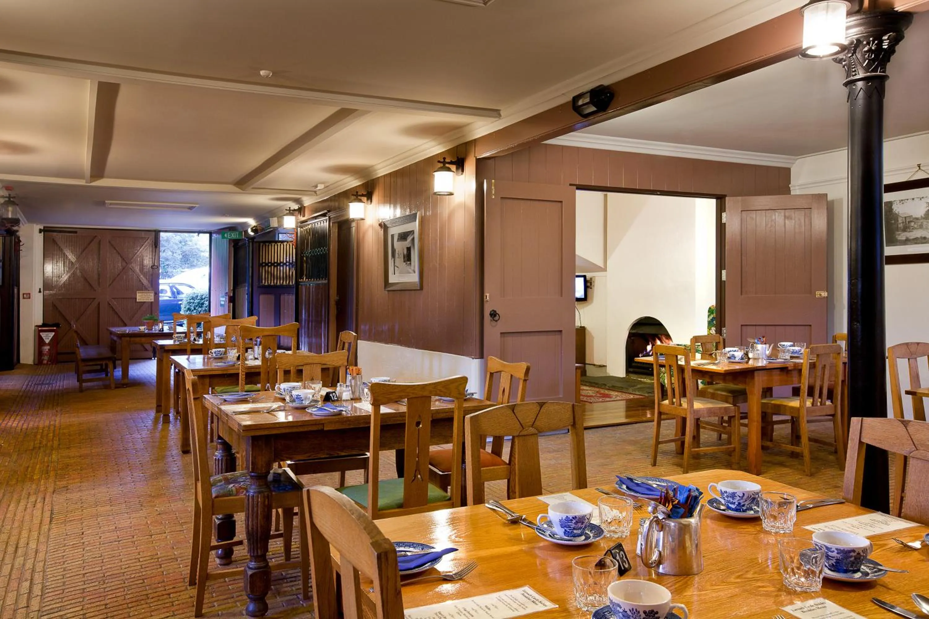 Restaurant/places to eat in Larnach Lodge & Stable Stay