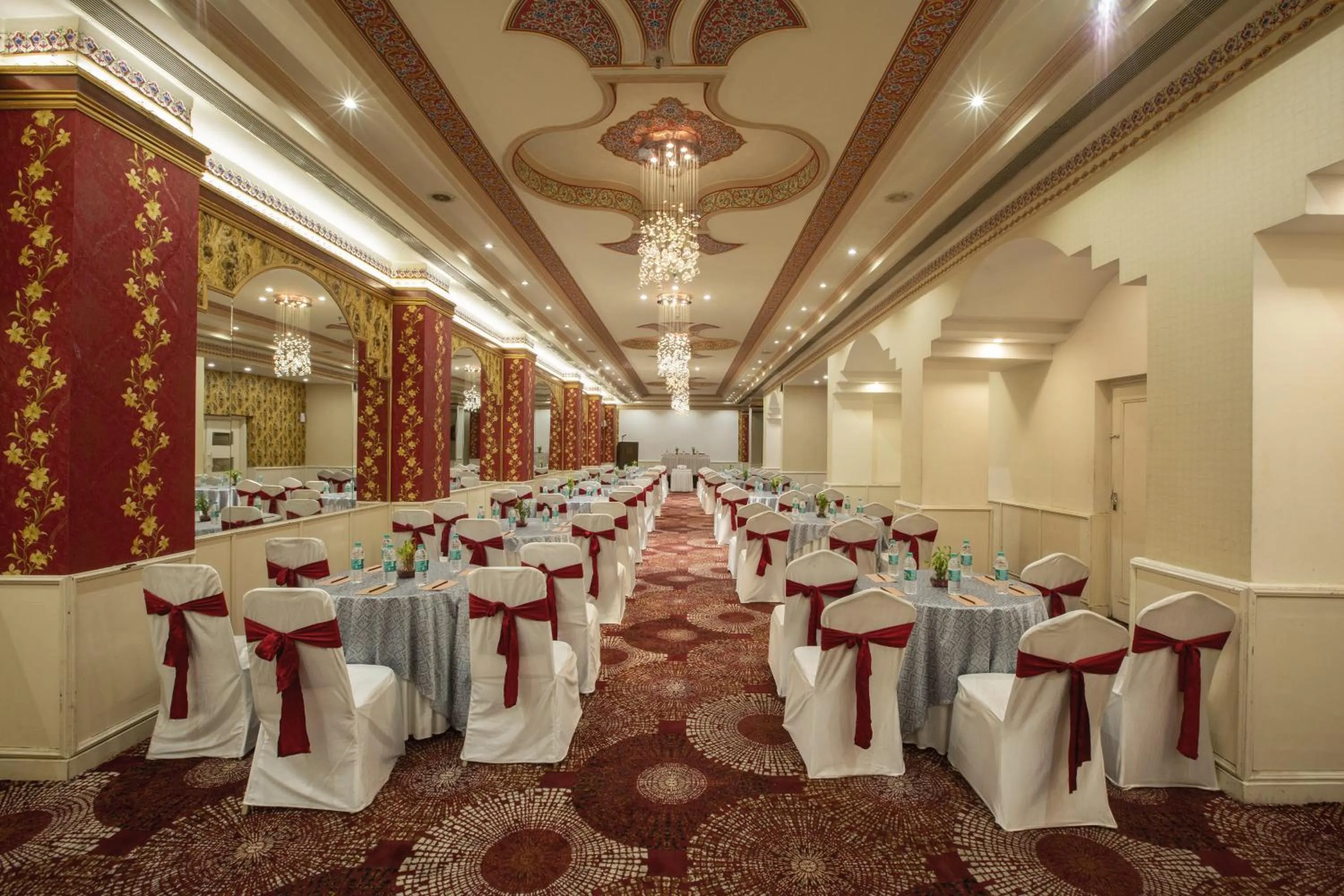 Banquet/Function facilities in Vesta Maurya Palace