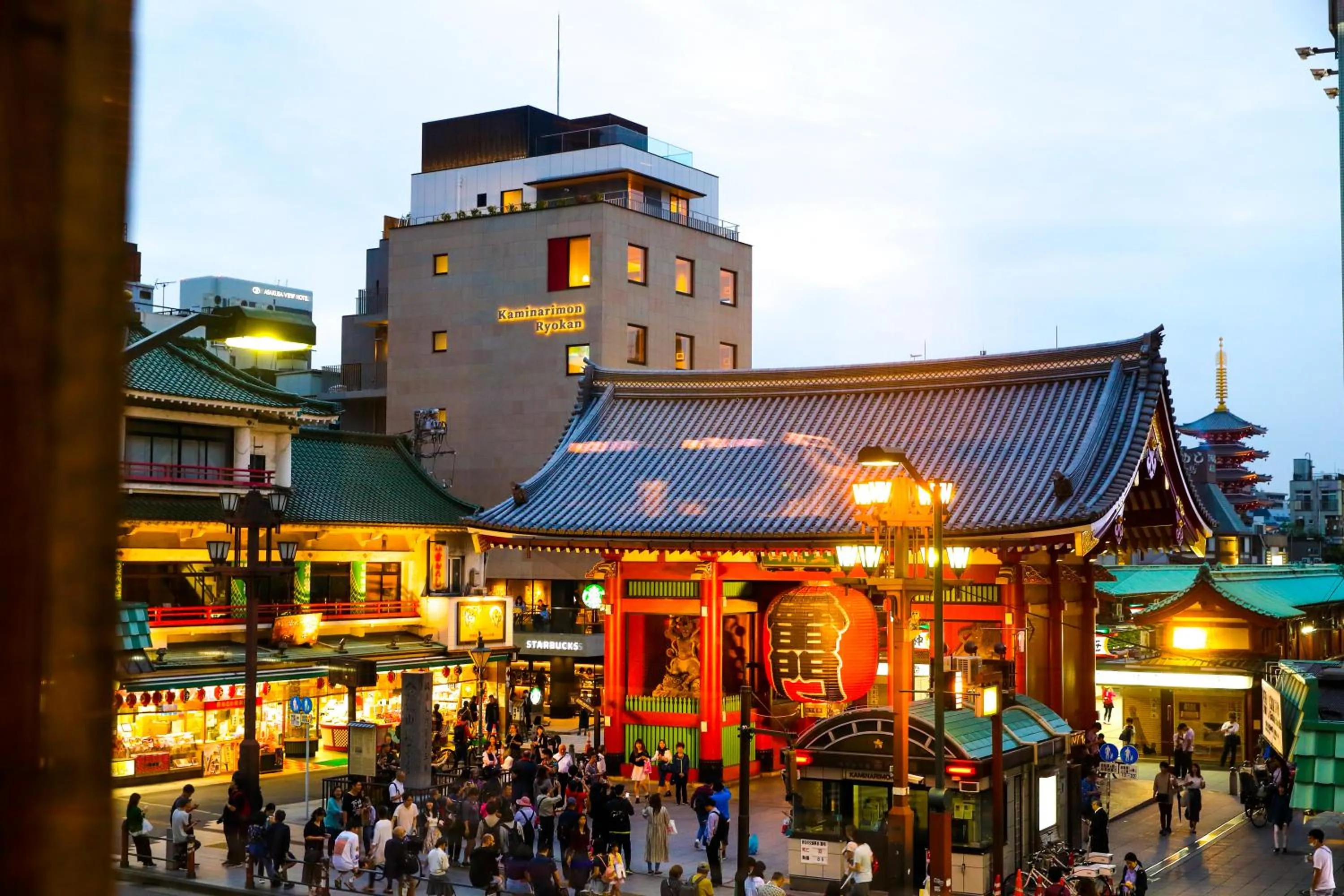 Property building in Kaminarimon Ryokan