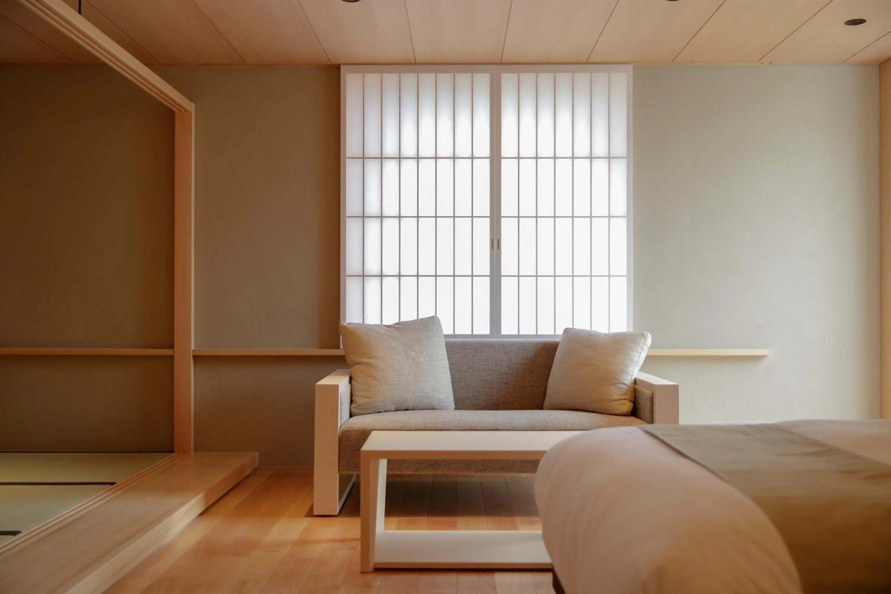 Living room in Kaminarimon Ryokan