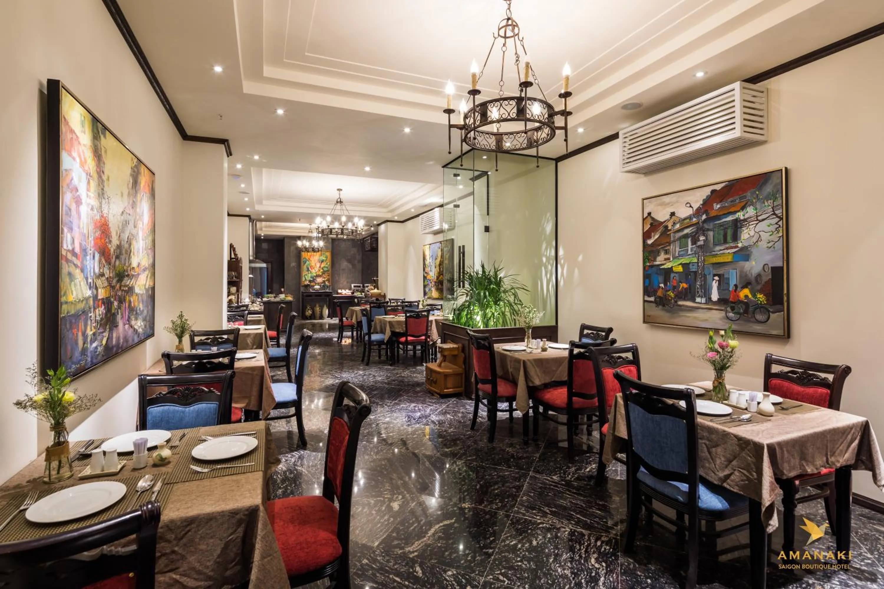 Restaurant/places to eat in Amanaki Saigon Boutique Hotel