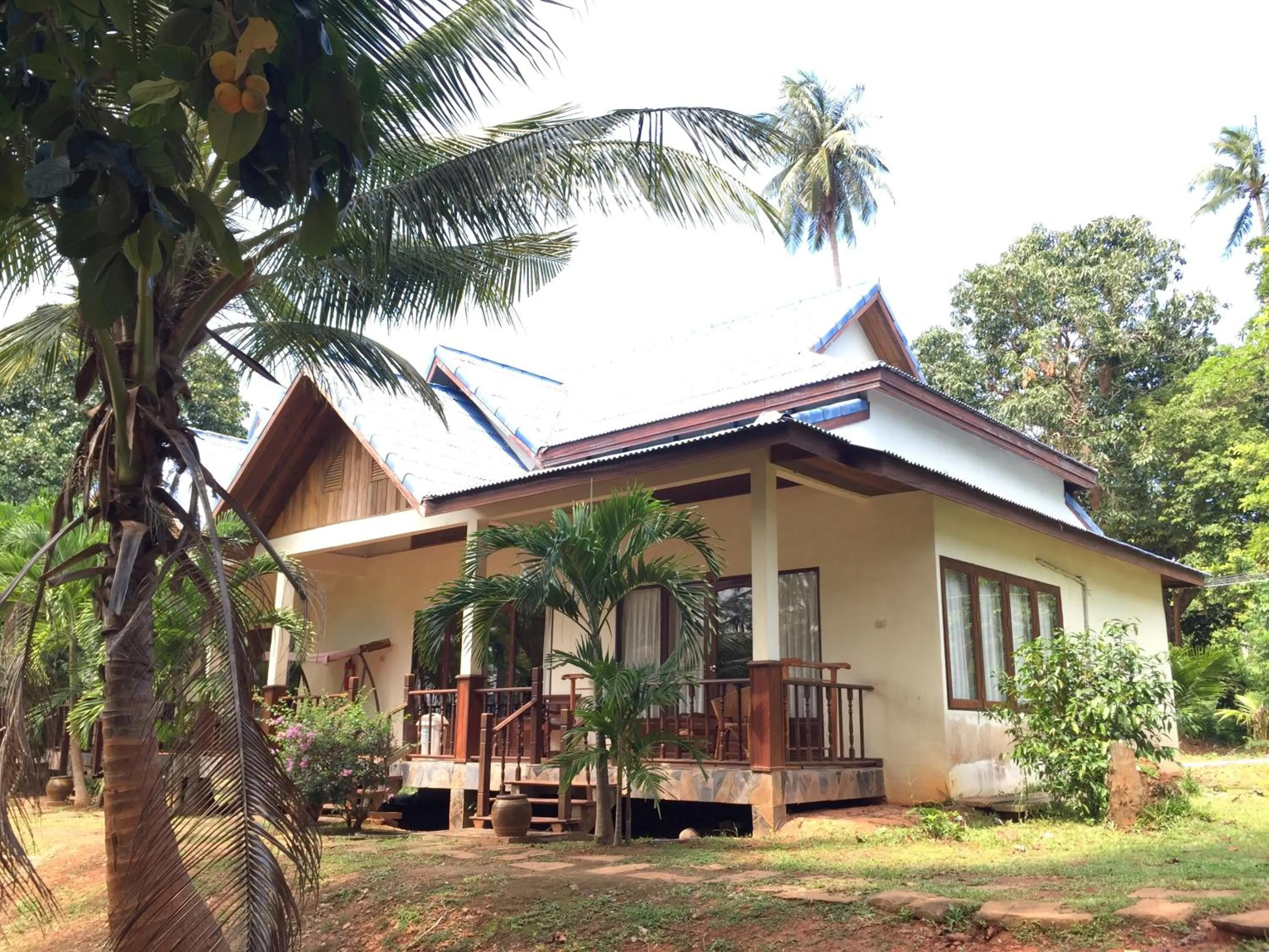 Property building in Koh Talu Island Resort