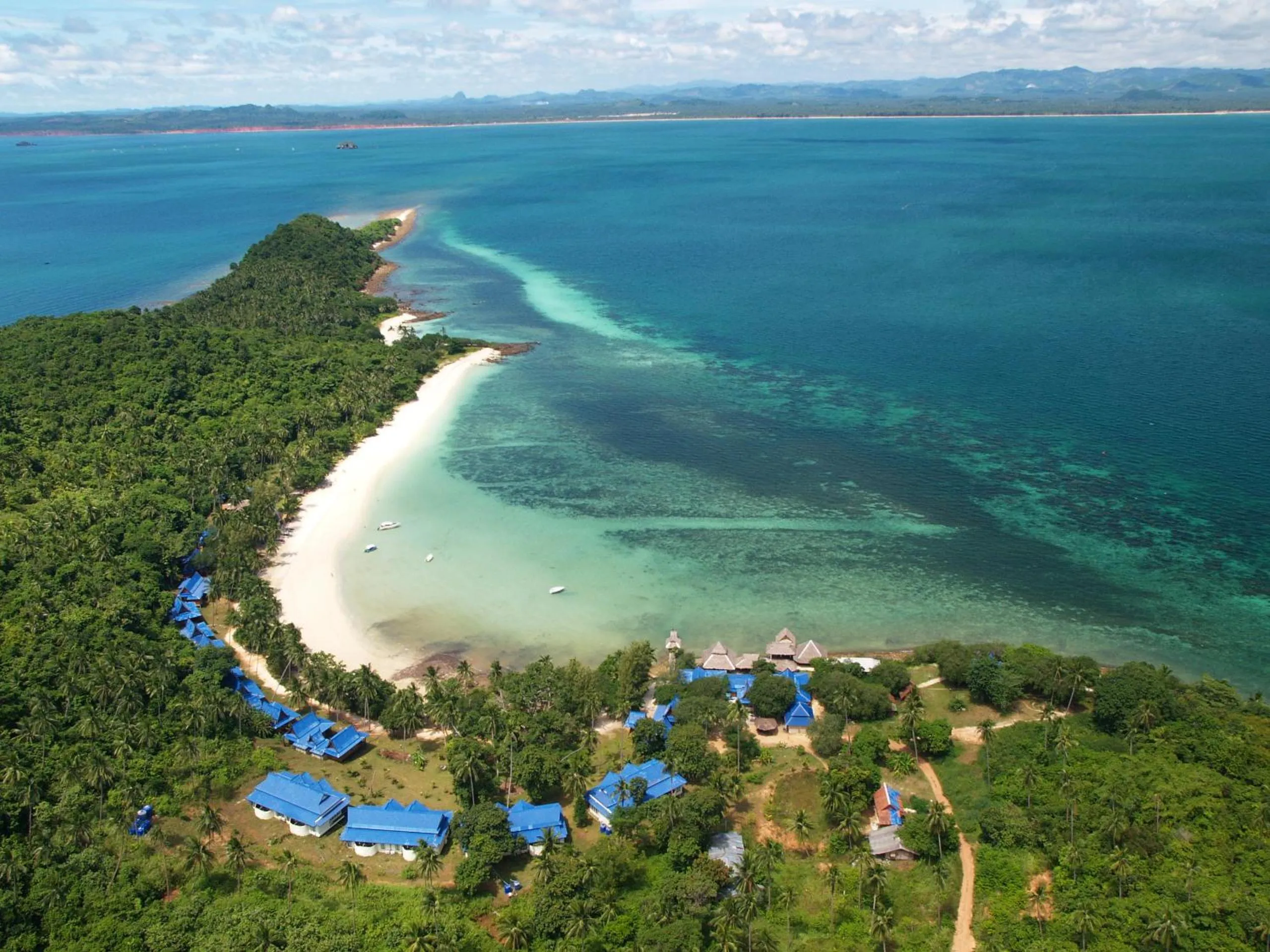 Area and facilities in Koh Talu Island Resort