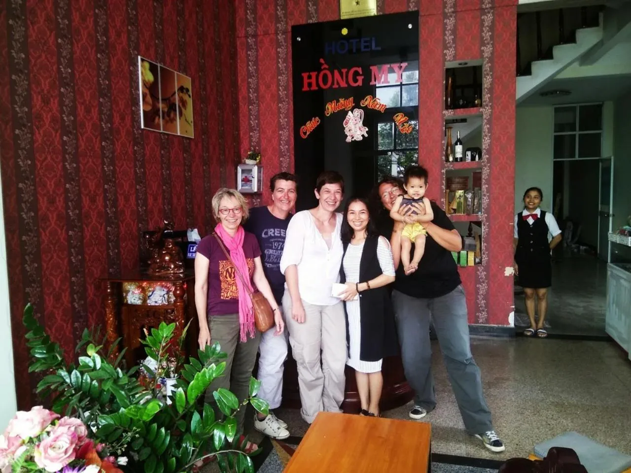 group of guests in Hong My Hotel