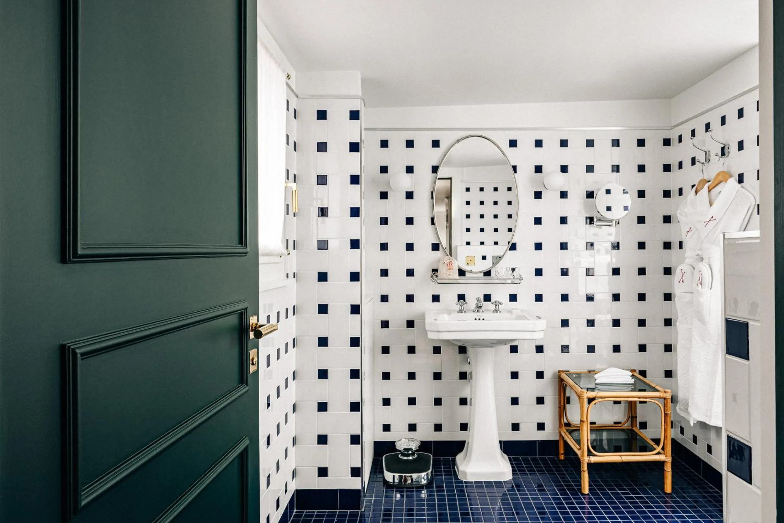 Bathroom in Experimental Chalet