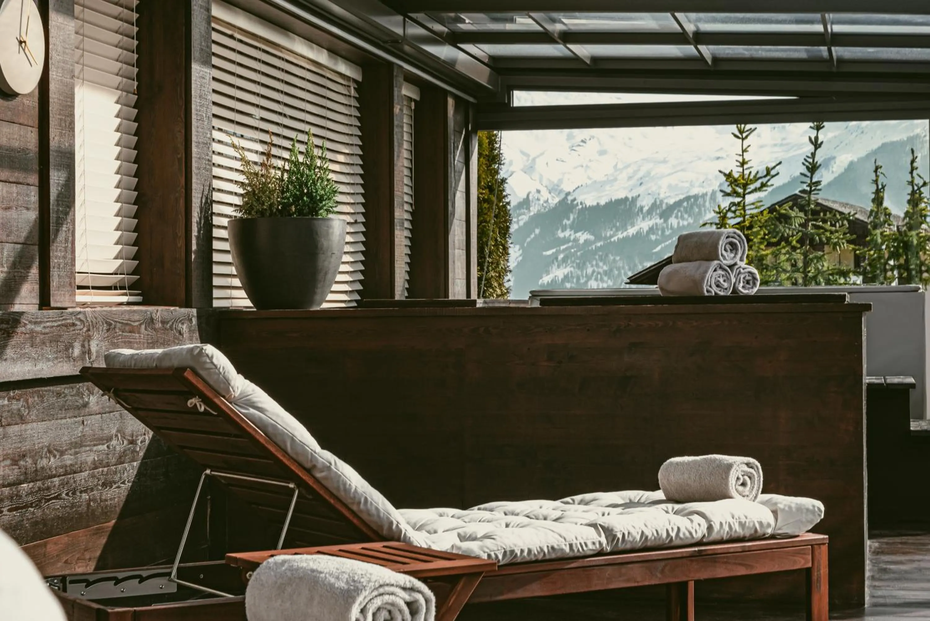 Spa and wellness centre/facilities in Experimental Chalet