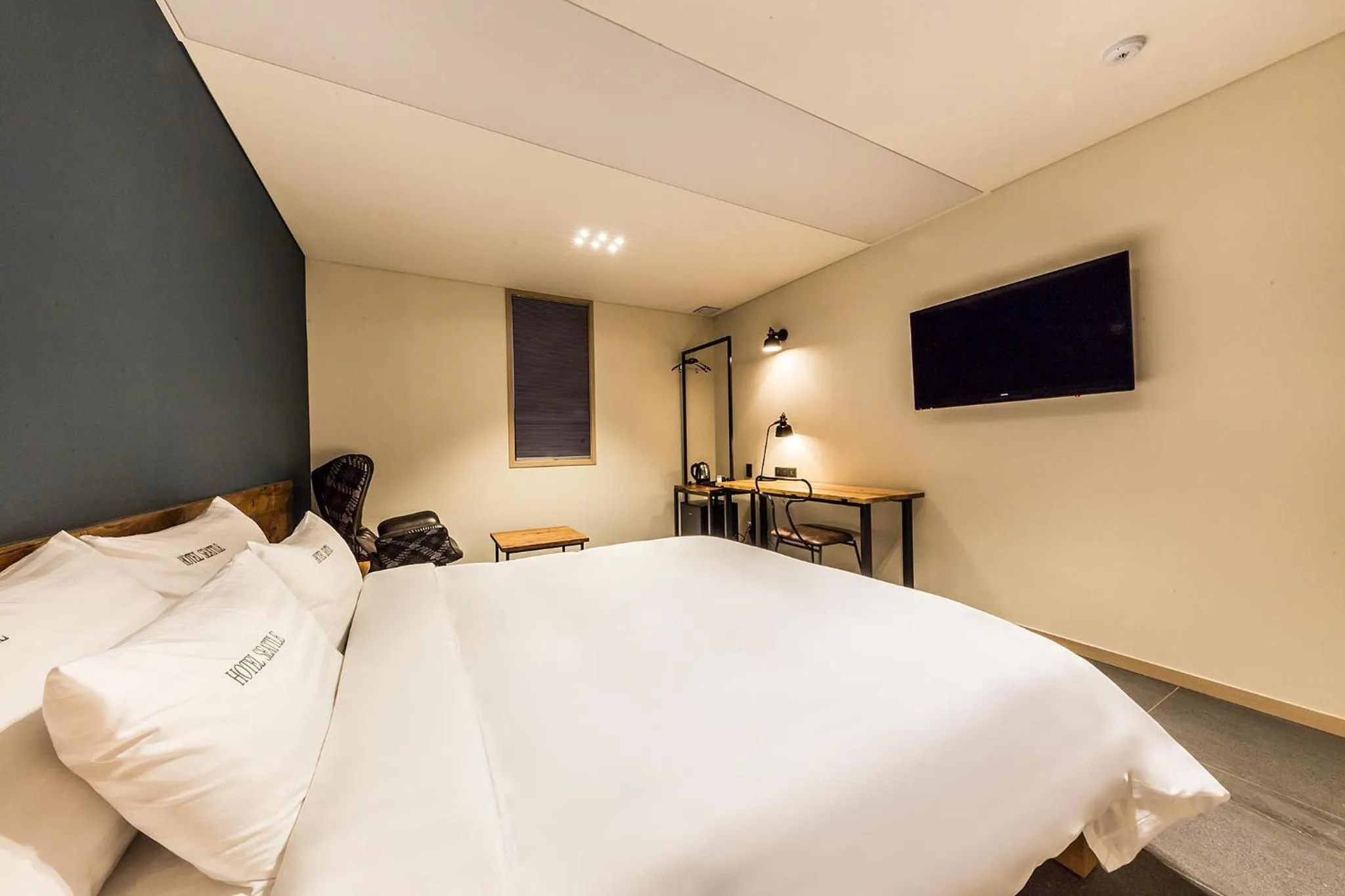 Bed in Incheon Airport Hotel Seattle