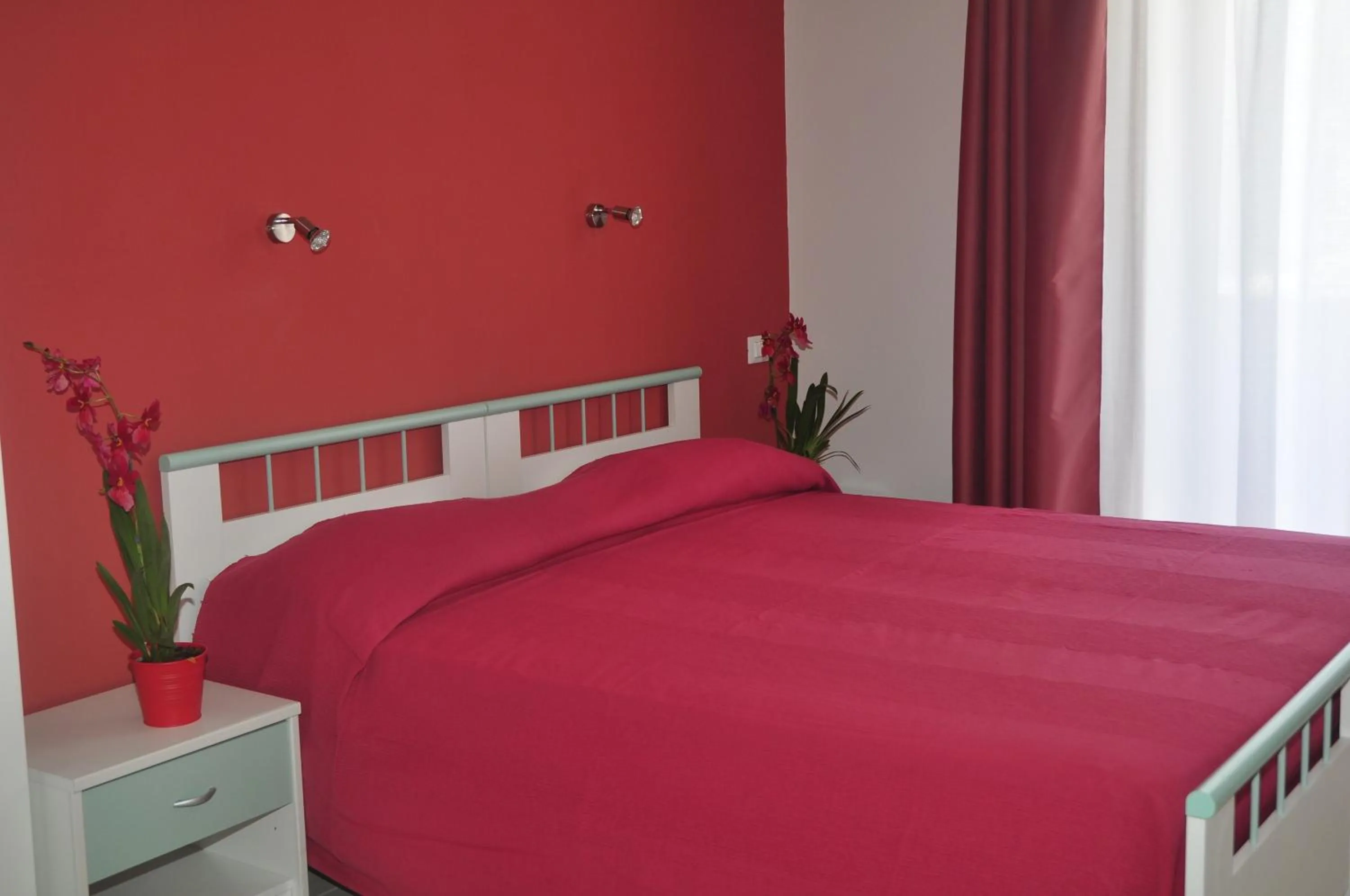 Day, Bed in Hotel La Punta