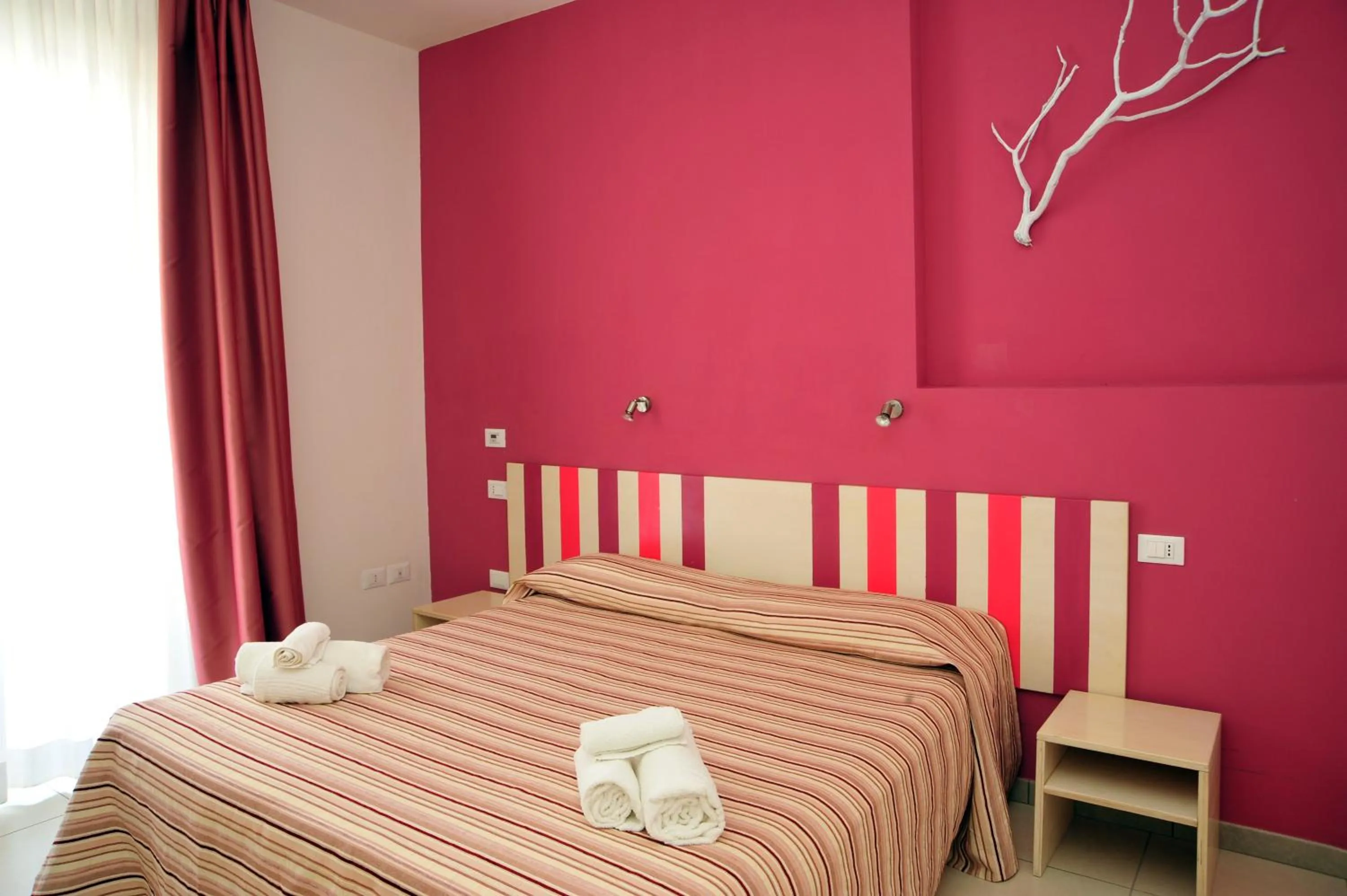 Bedroom, Bed in Hotel La Punta