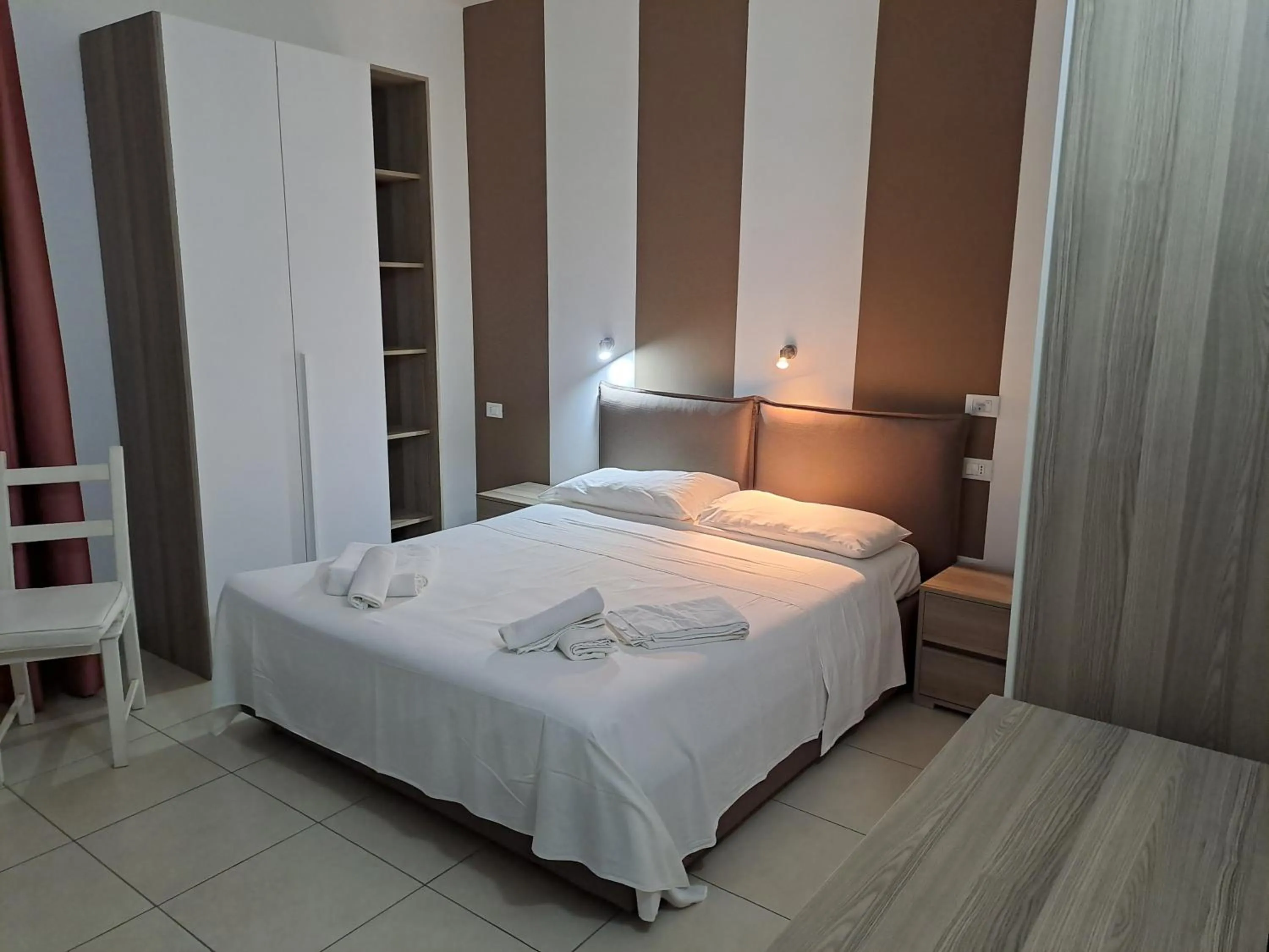 Facility for disabled guests, Bed in Hotel La Punta