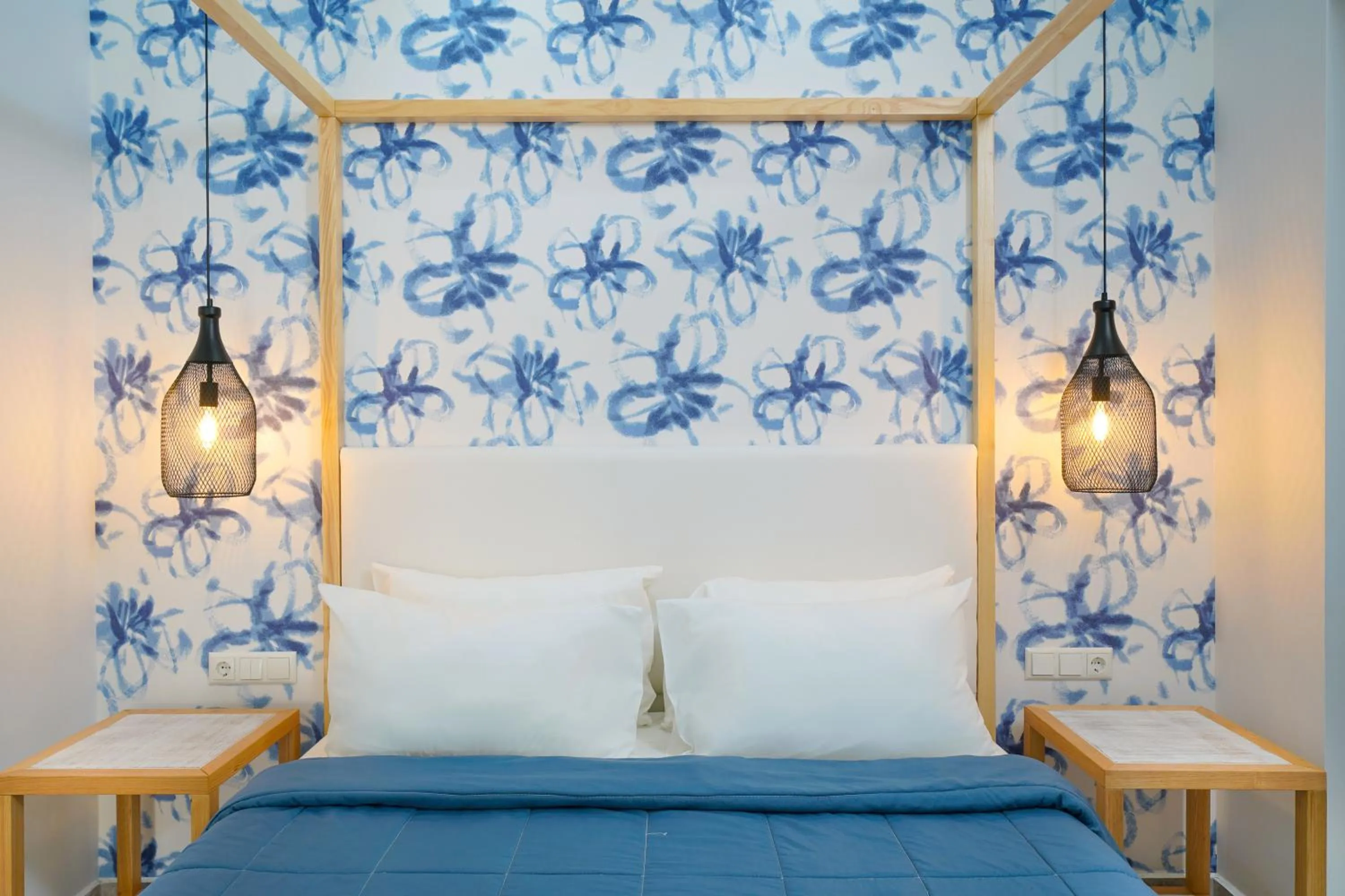 The Elegant Apartments