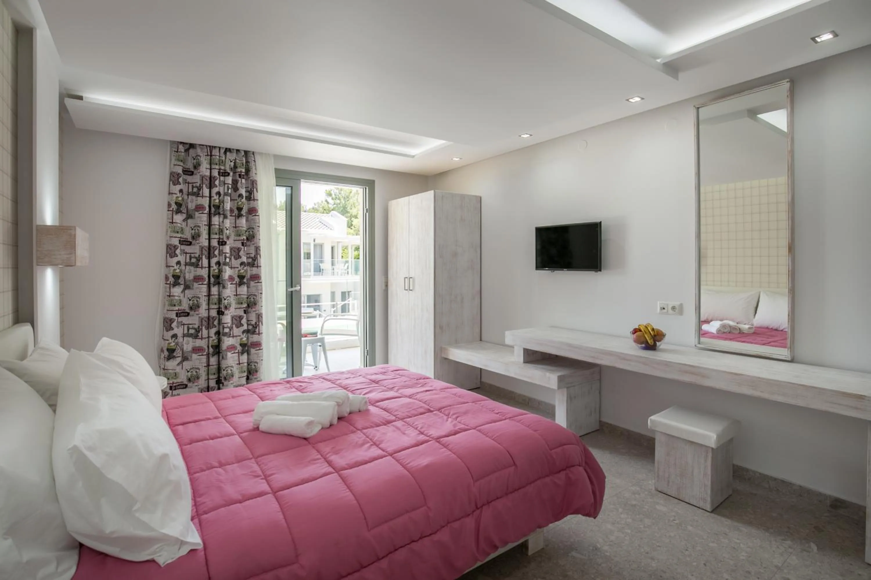 The Elegant Apartments