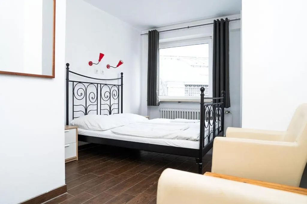 Bed in Station - Hostel for Backpackers