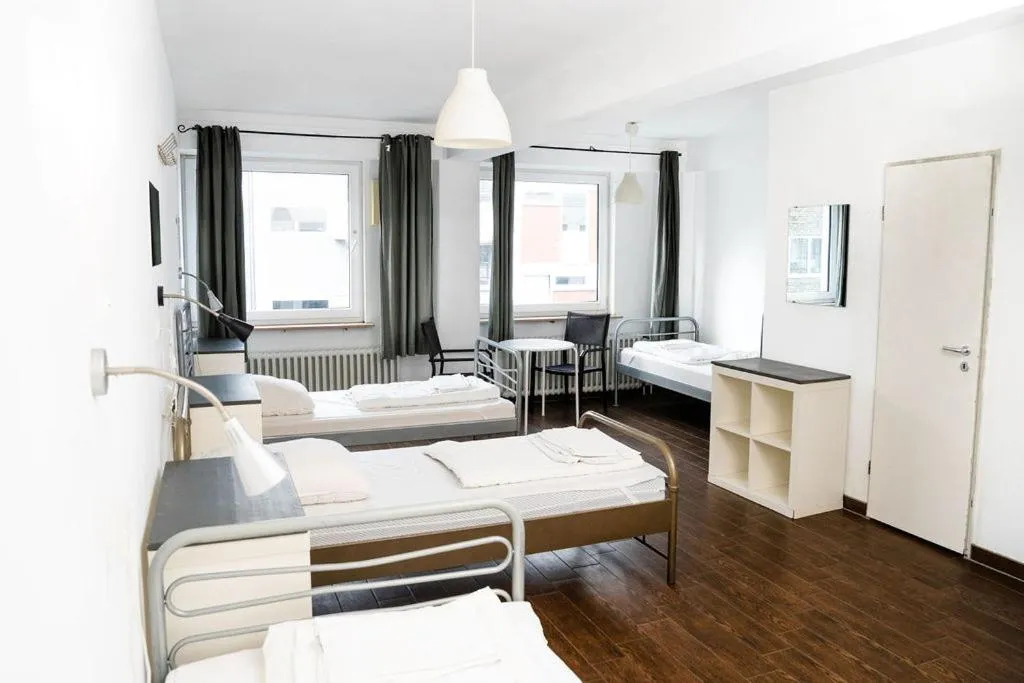 Bed in Station - Hostel for Backpackers