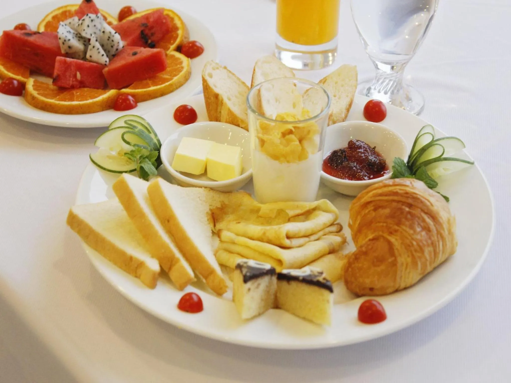 Restaurant/places to eat in Cosiana Hue Hotel