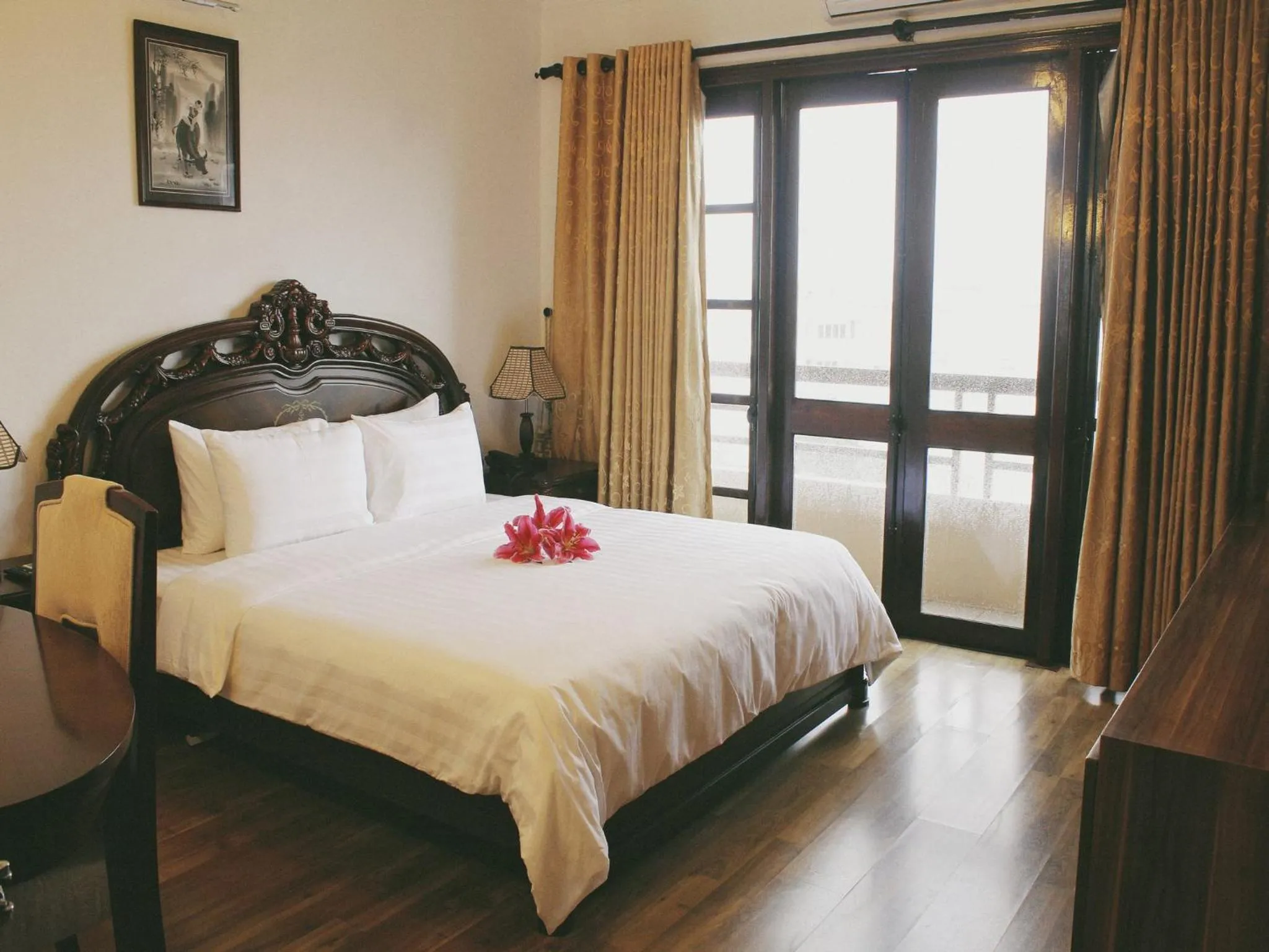 Bed in Cosiana Hue Hotel