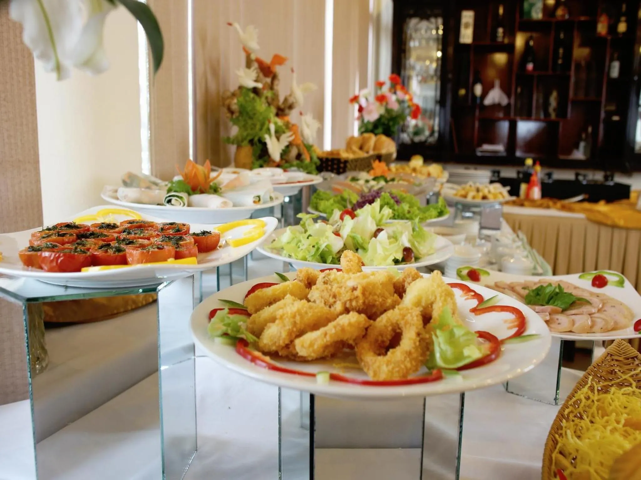 Buffet breakfast in Cosiana Hue Hotel