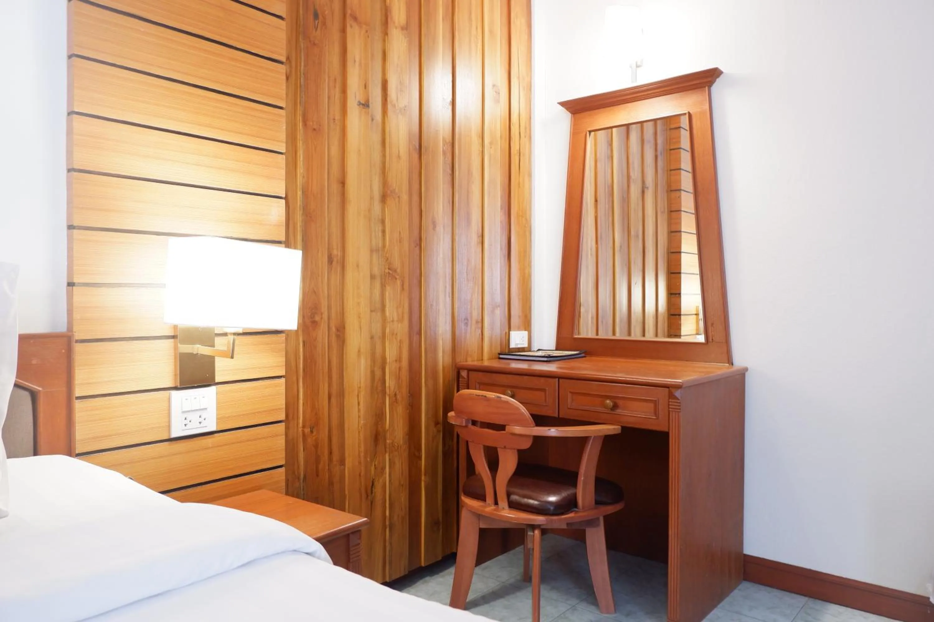 Bed in Phi Phi Villa Resort