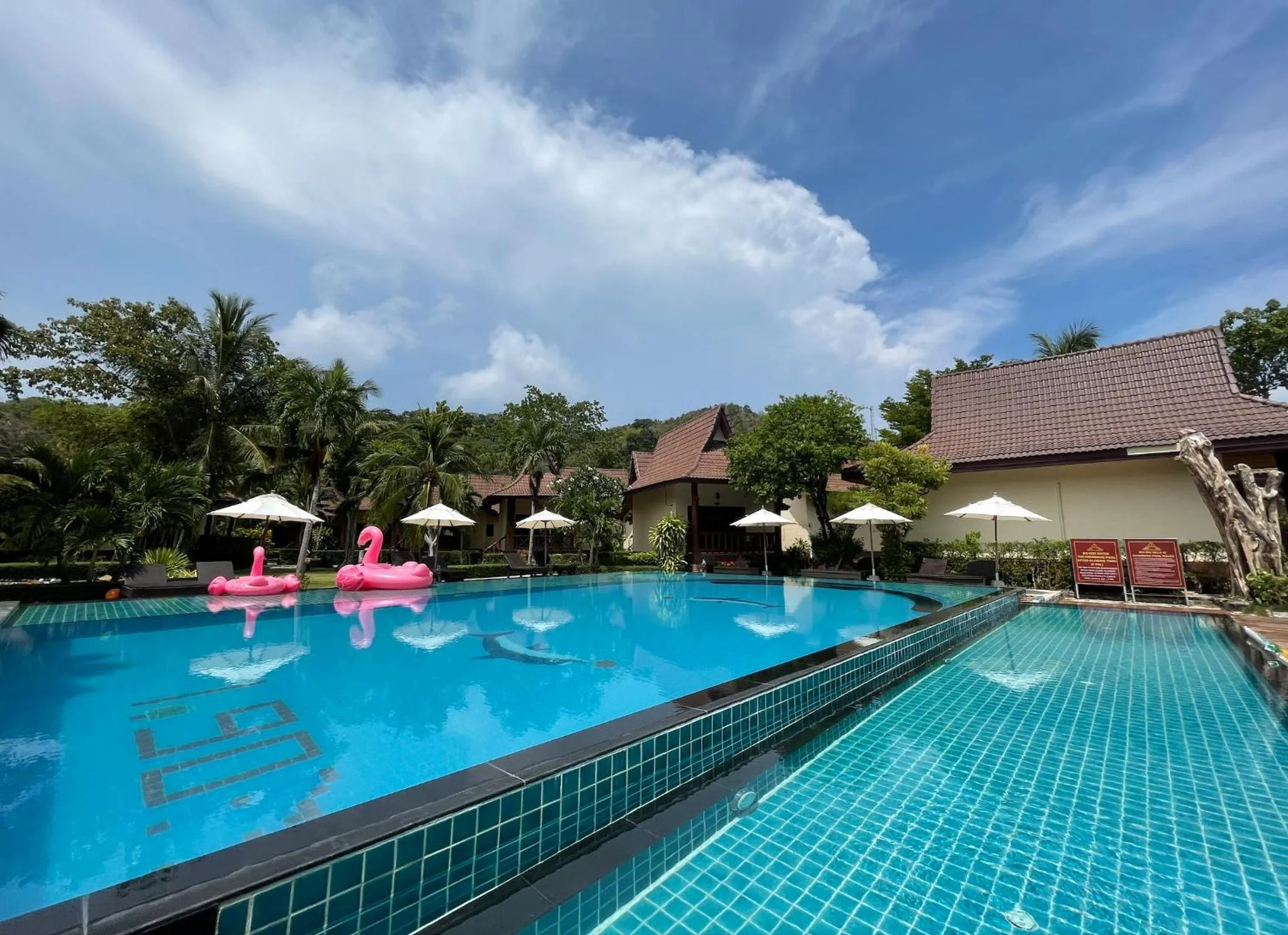 Swimming pool in Phi Phi Villa Resort