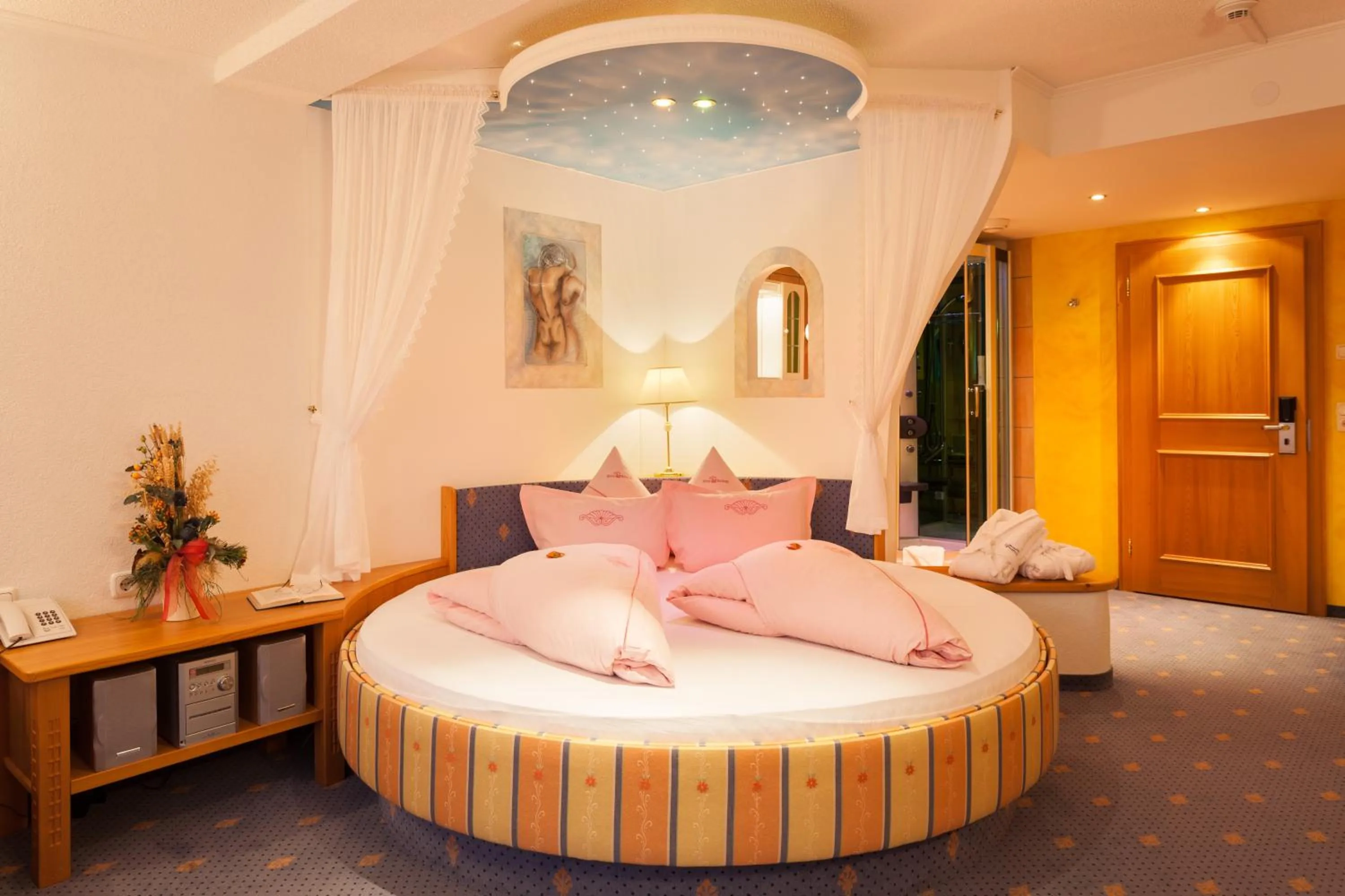 Bed in Hotel Bergkristall