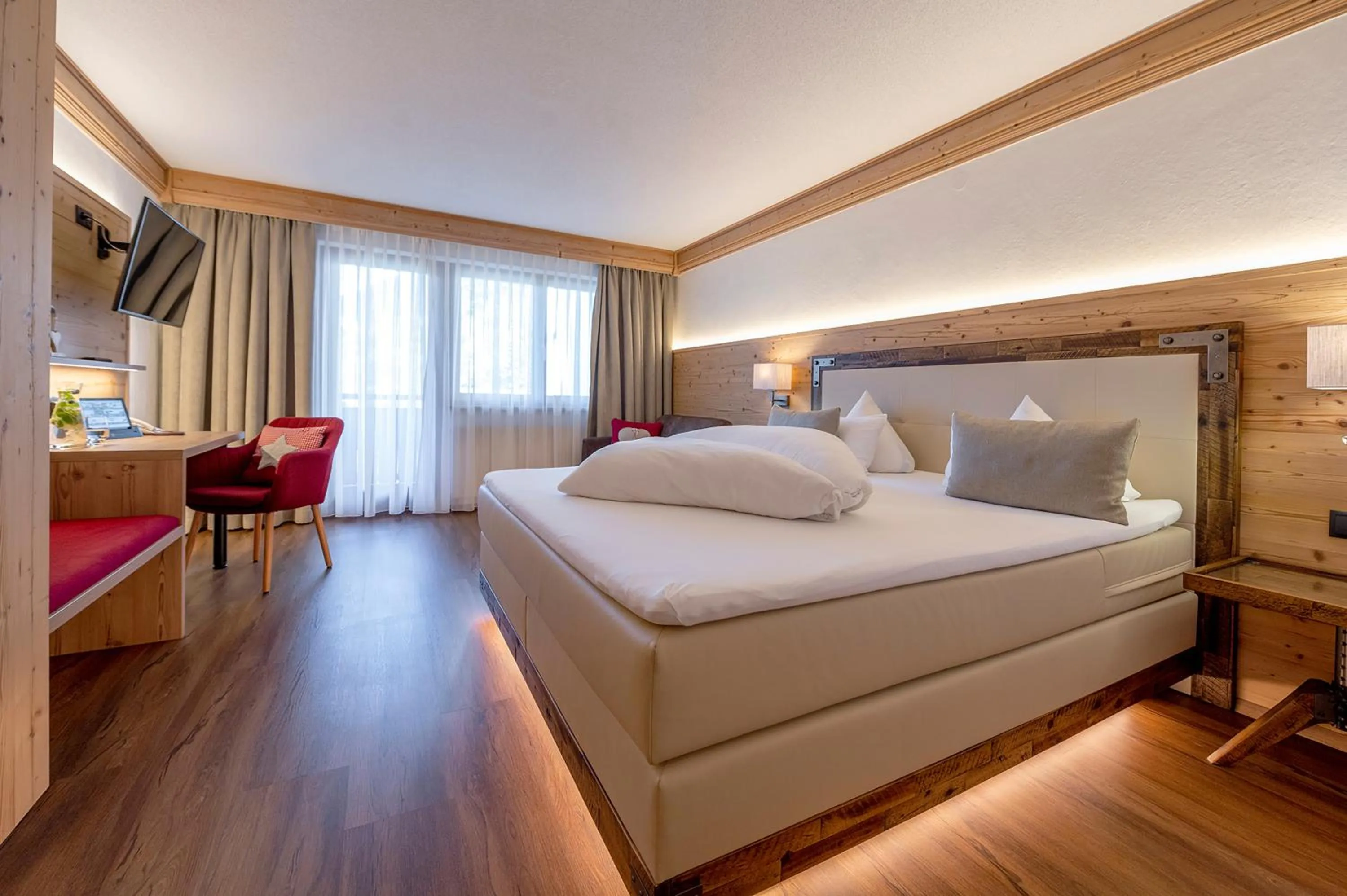 Bed in Hotel Bergkristall