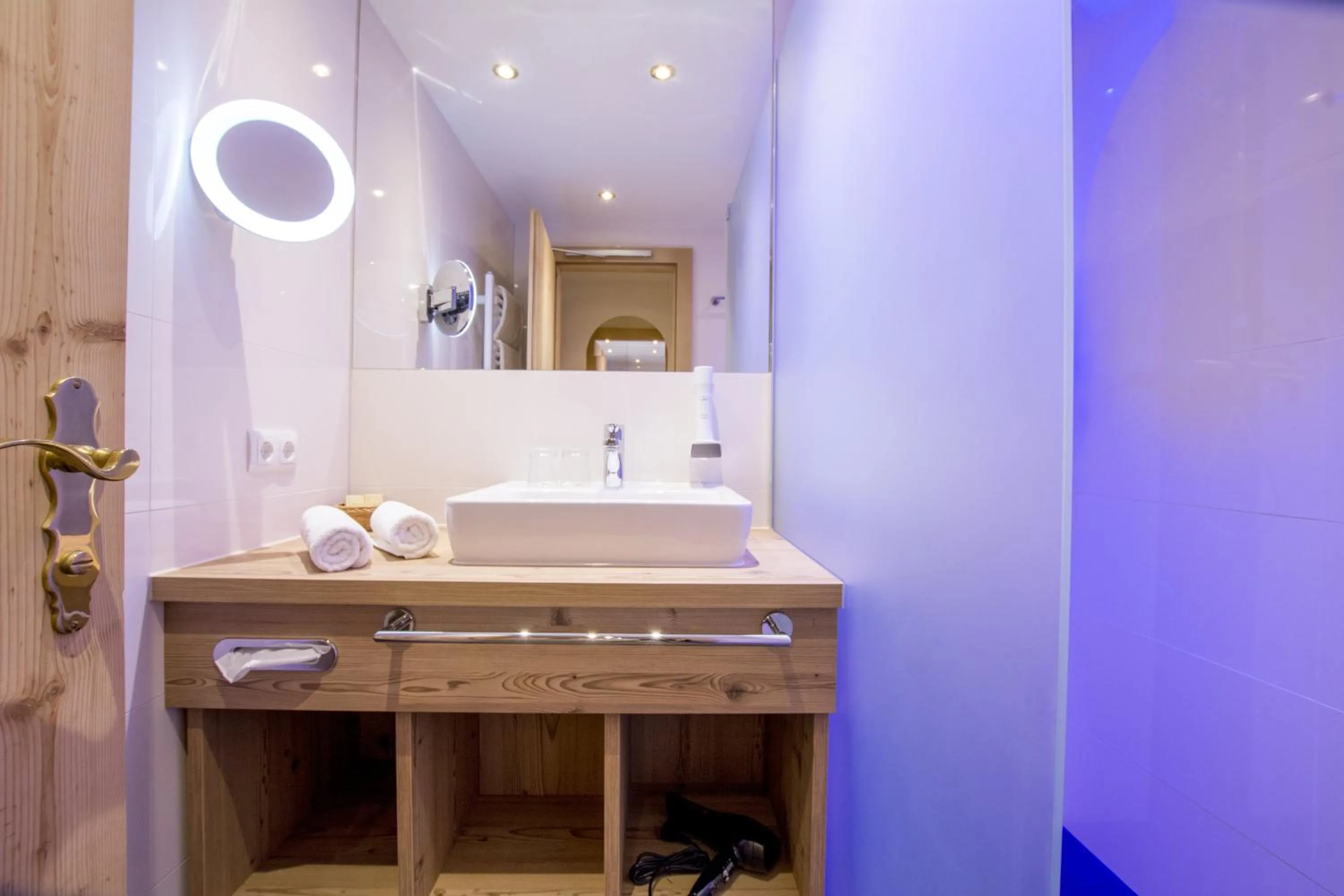 Bathroom in Hotel Bergkristall