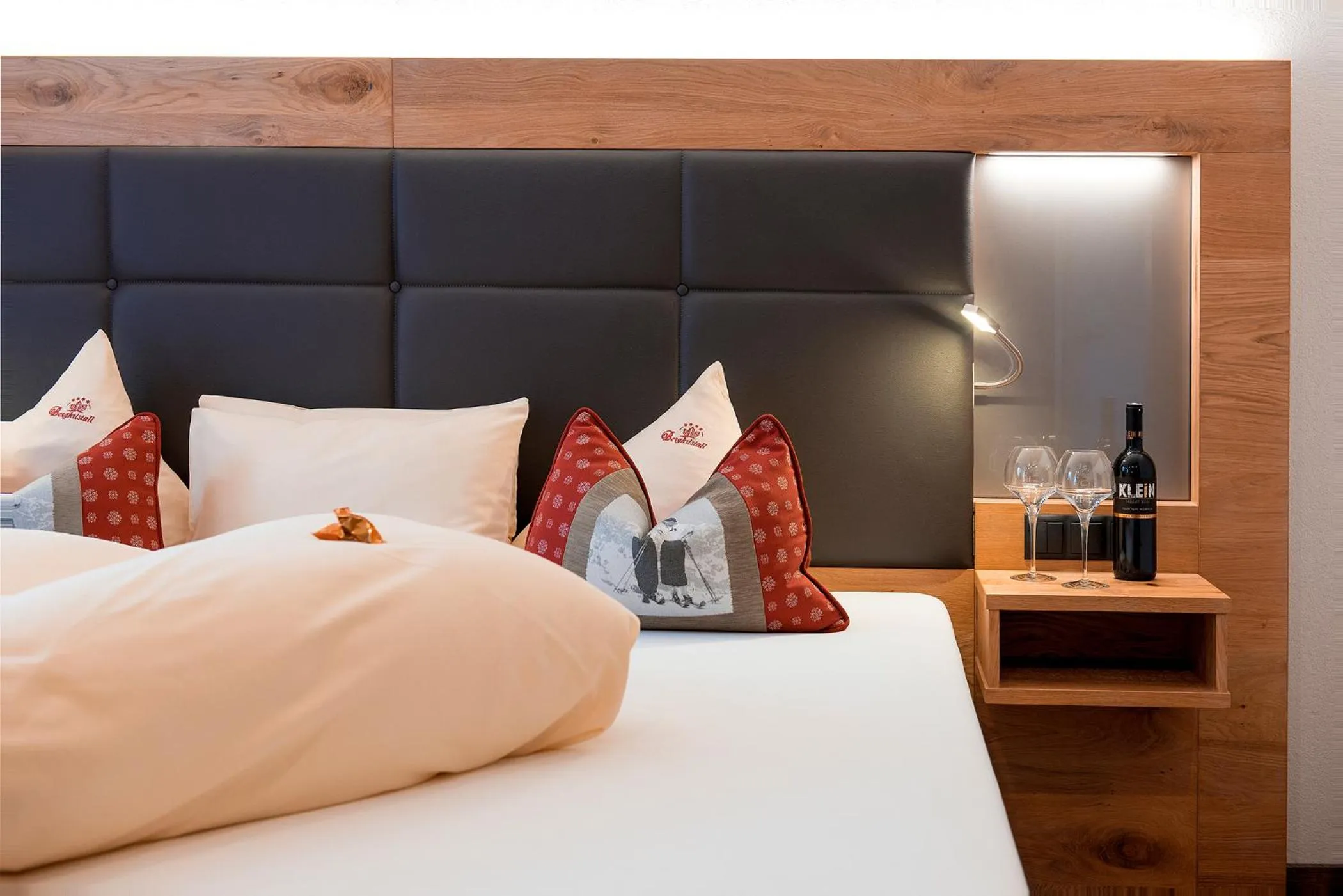 Bed in Hotel Bergkristall