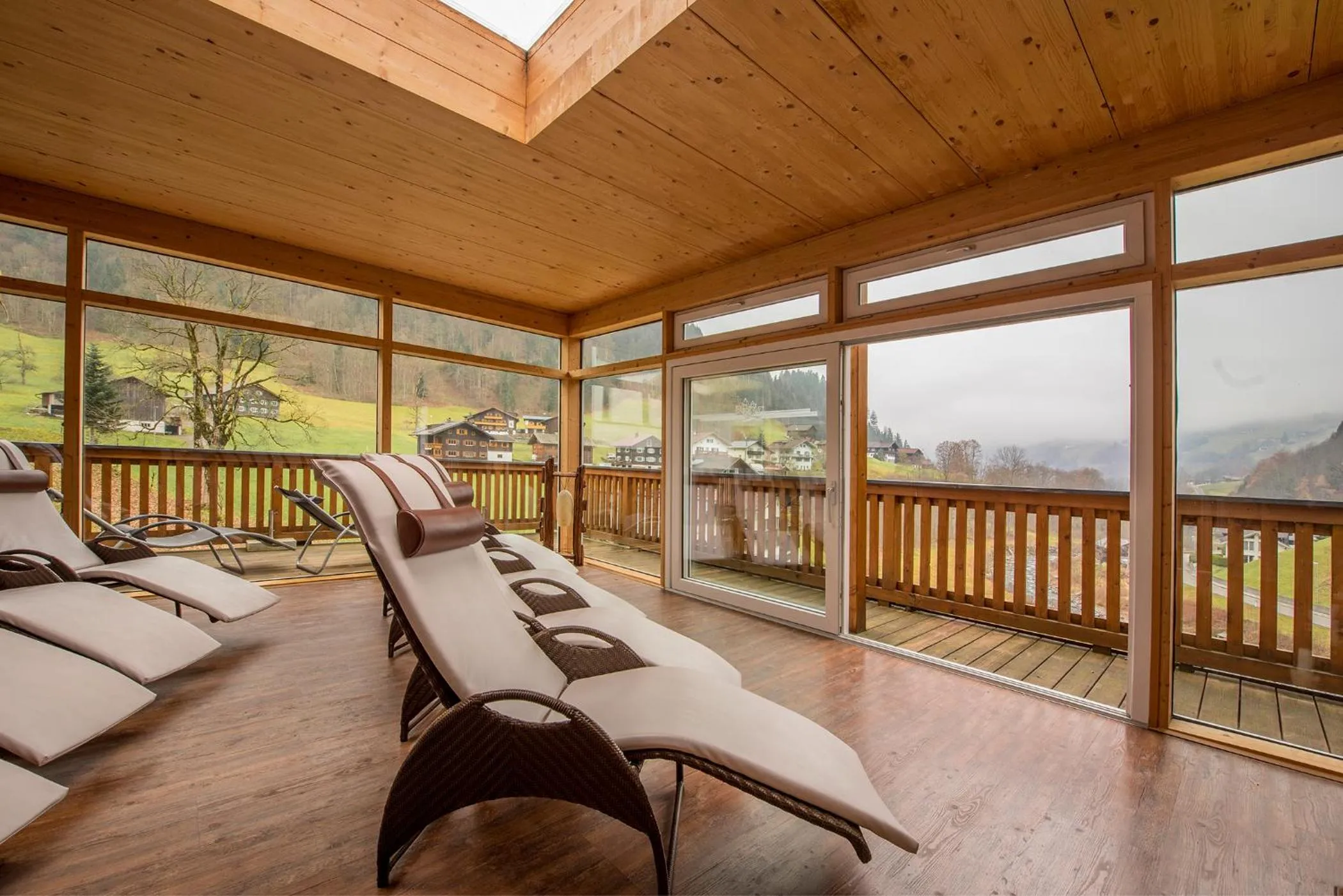 Swimming pool in Hotel Bergkristall