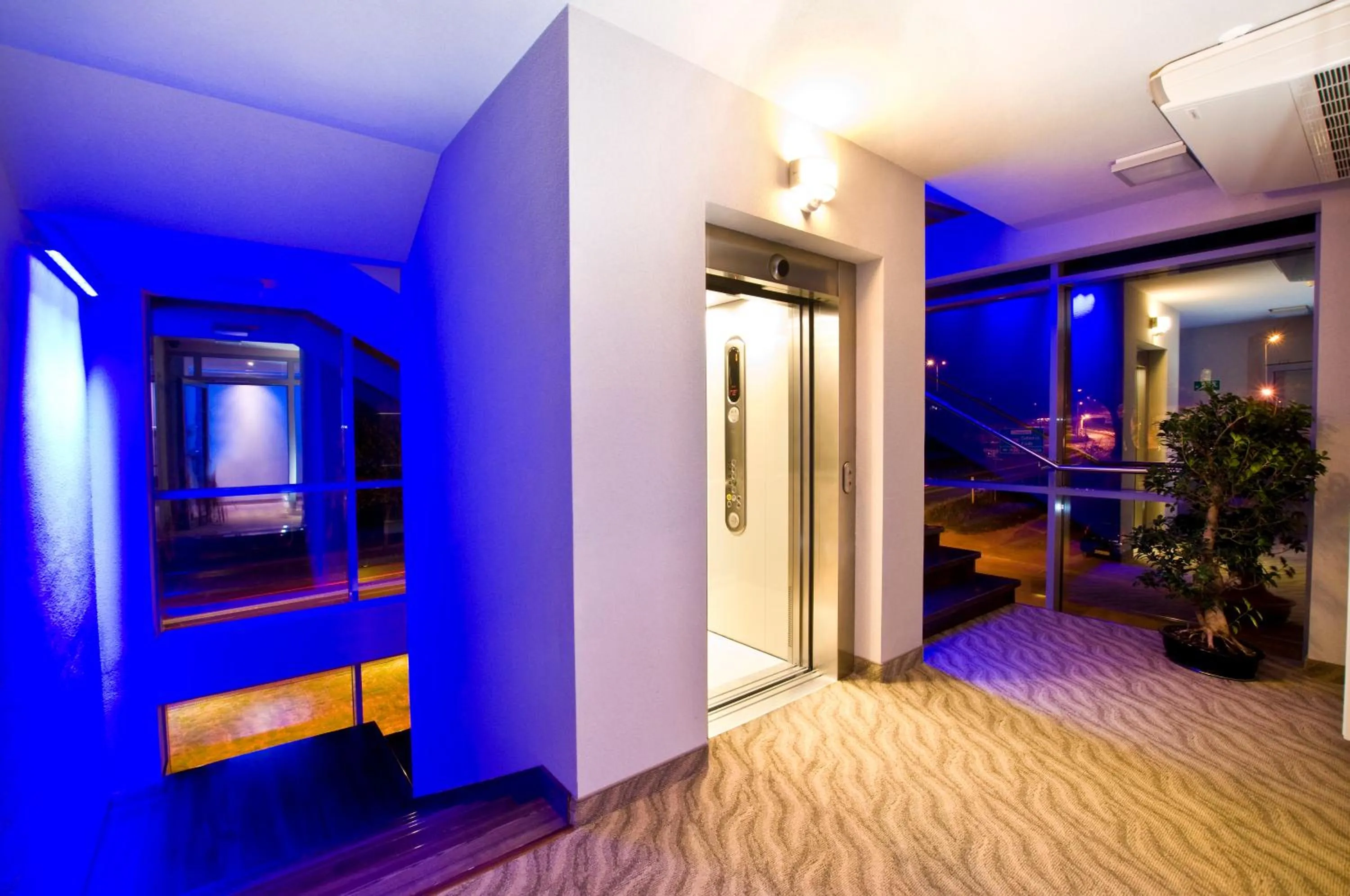 Decorative detail in Hotel Morski