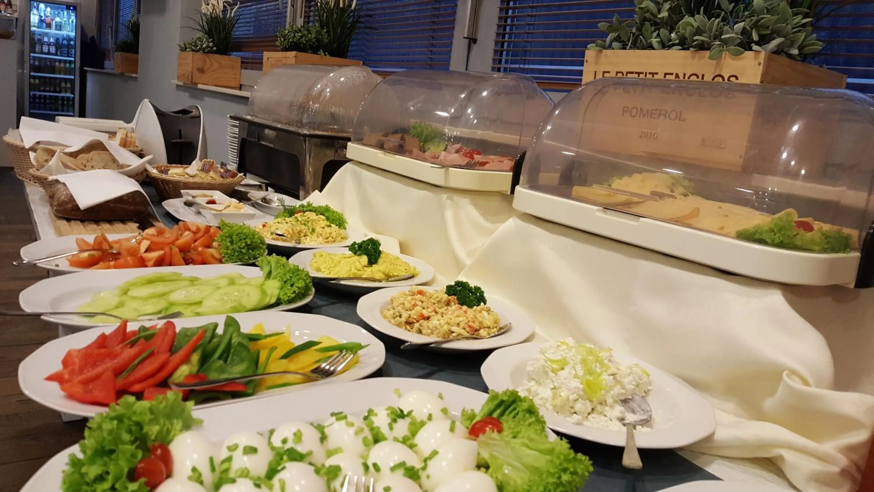 Breakfast in Hotel Morski