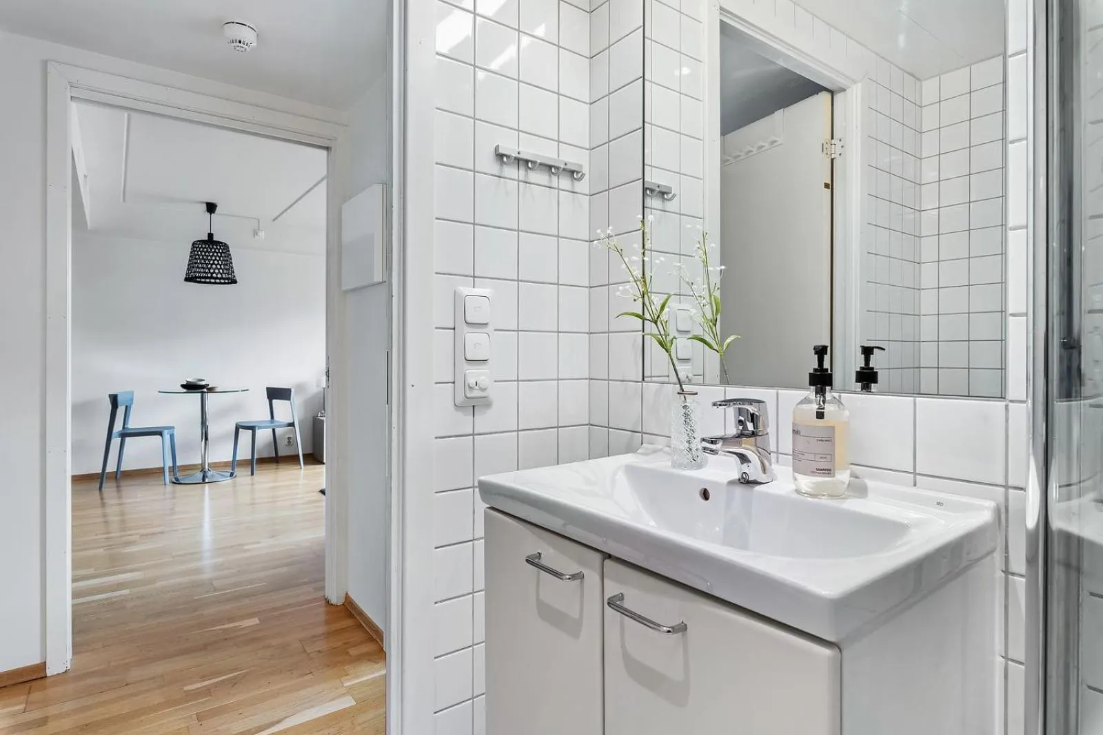 Bathroom in BJØRVIKA APARTMENTS, Teaterplassen, Oslo city center