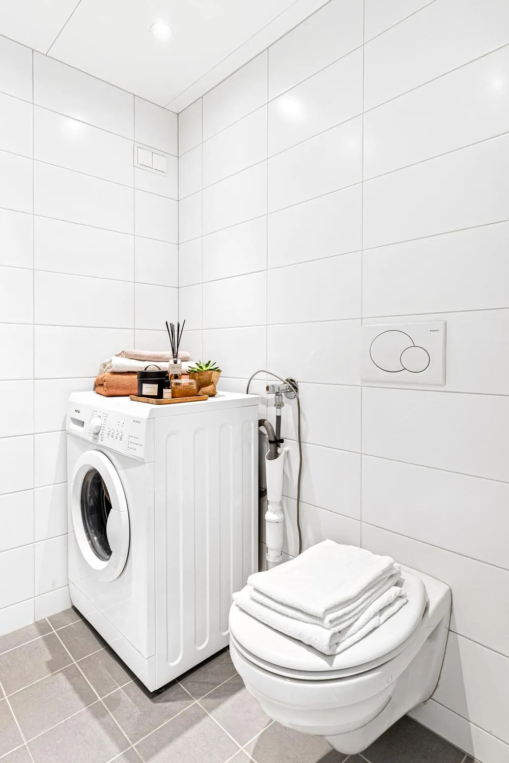 Bathroom in BJØRVIKA APARTMENTS, Teaterplassen, Oslo city center