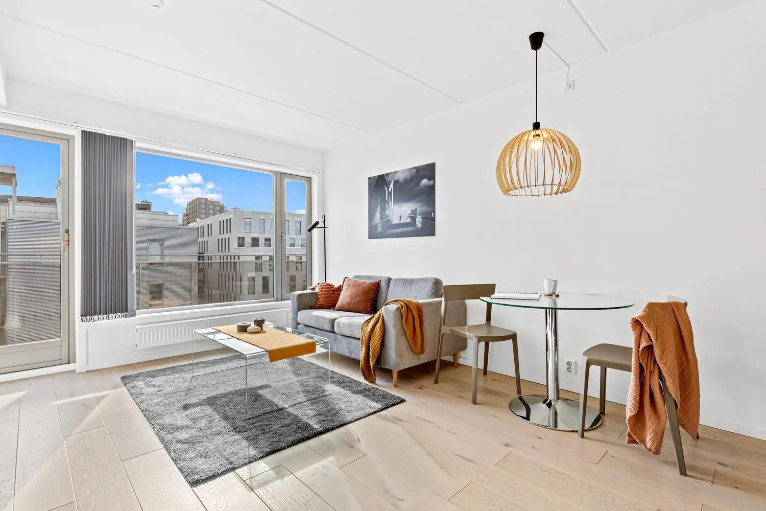 Living room in BJØRVIKA APARTMENTS, Teaterplassen, Oslo city center