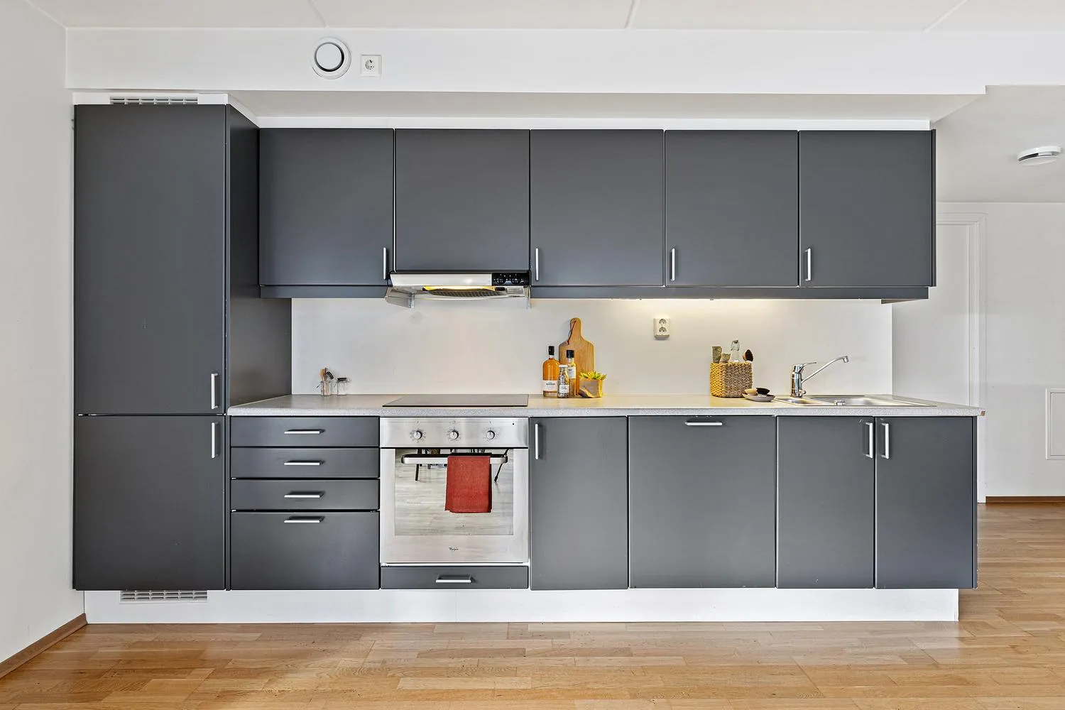 kitchen in BJØRVIKA APARTMENTS, Teaterplassen, Oslo city center