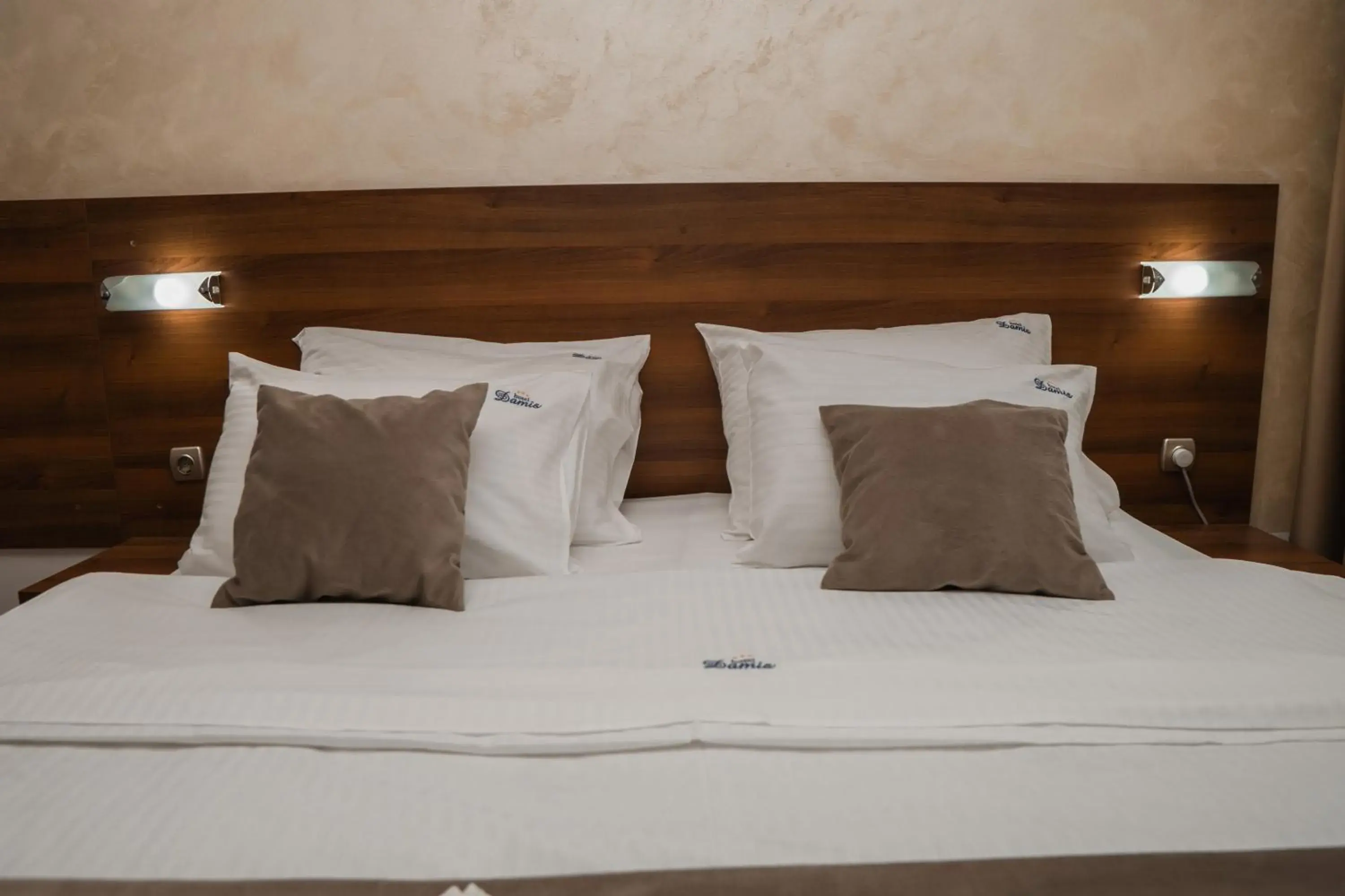 Double Room in Hotel Damis Double Room in Hotel Damis