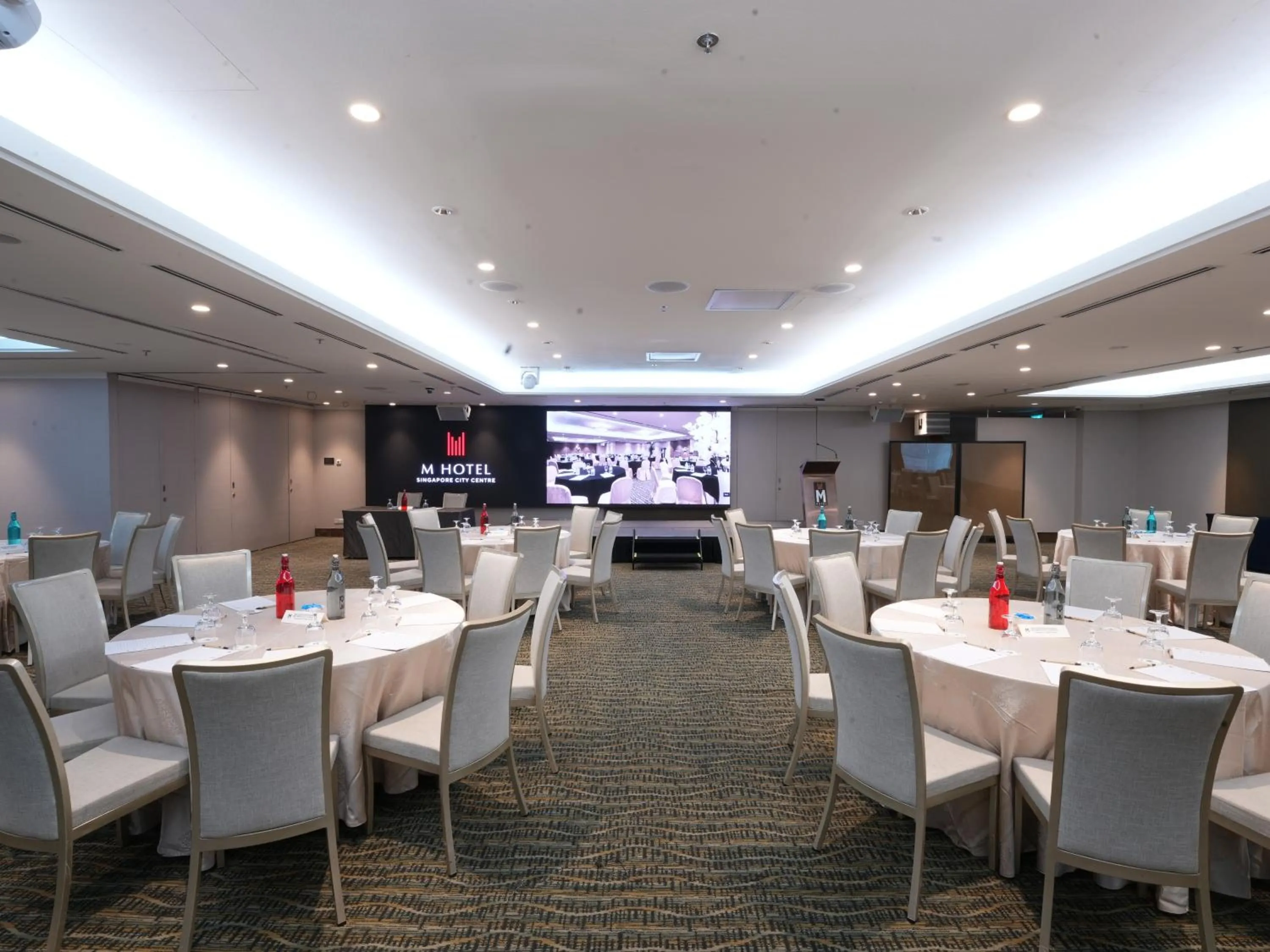 Meeting/conference room in M Hotel Singapore City Centre