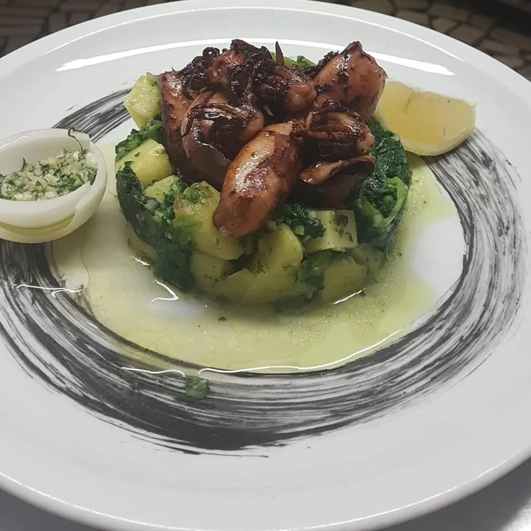 Restaurant/places to eat in Hotel Argentum