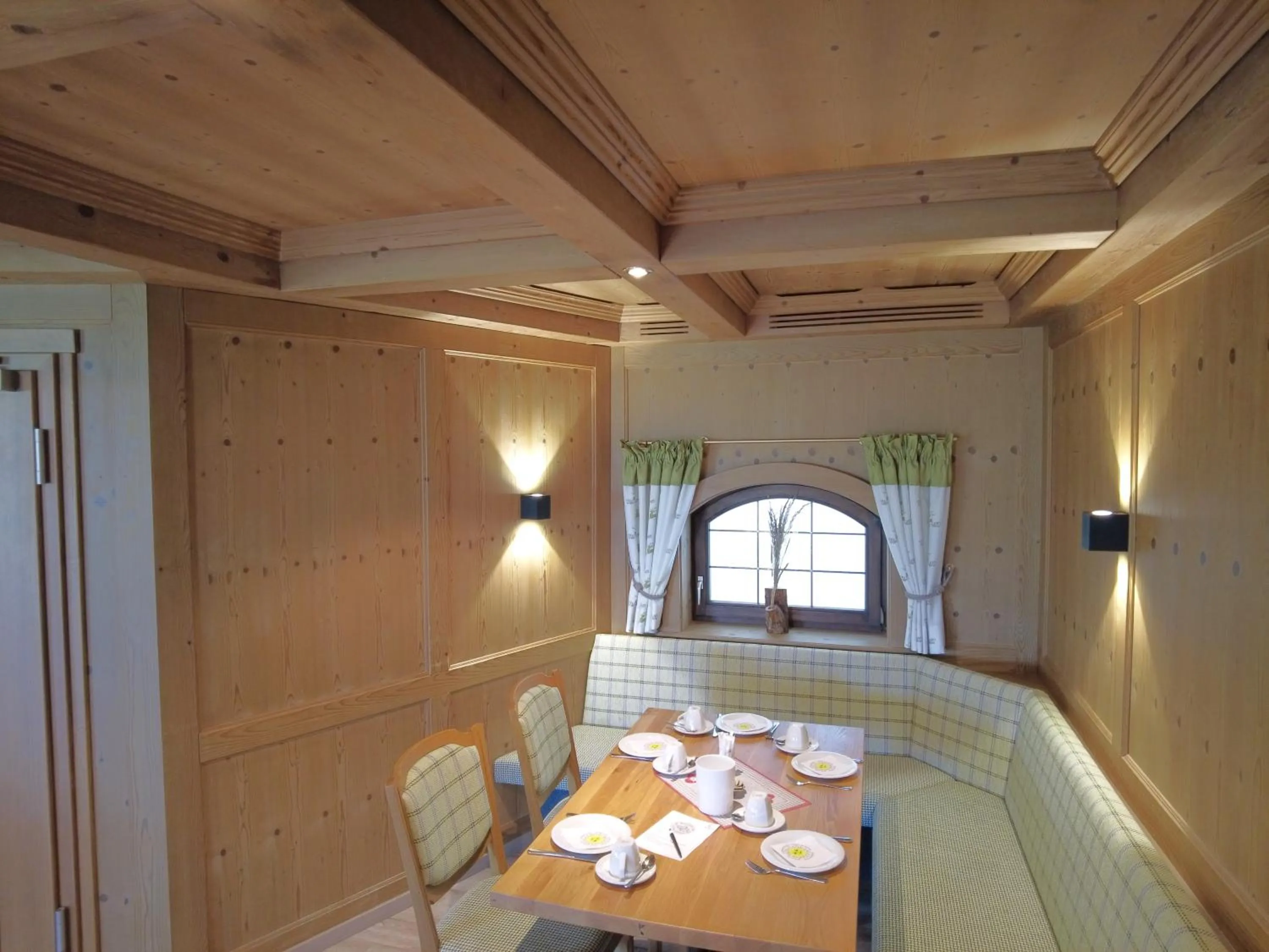 Restaurant/places to eat in Naturhotel Café Waldesruhe