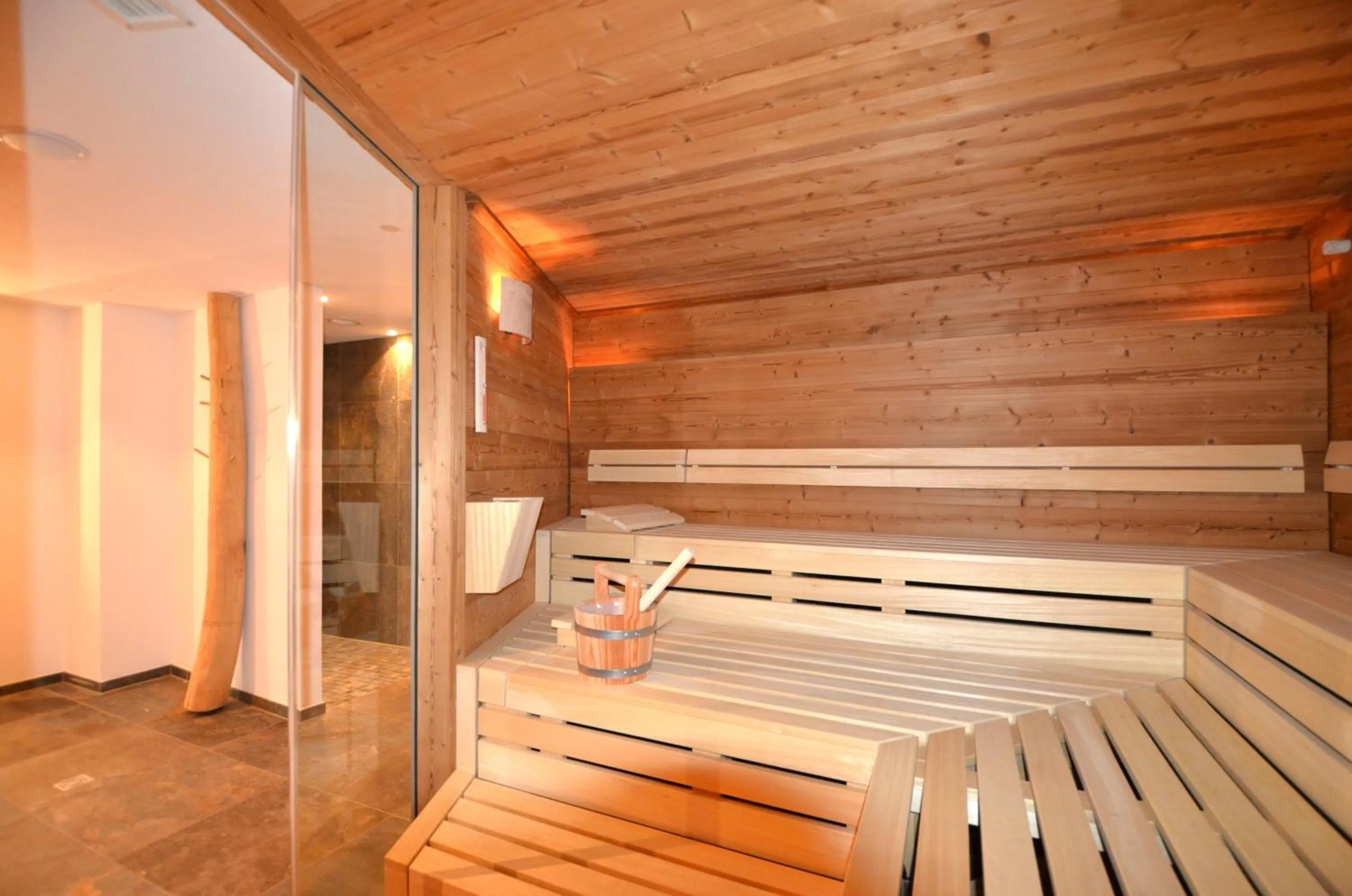 Sauna, Bed in Naturhotel Café Waldesruhe