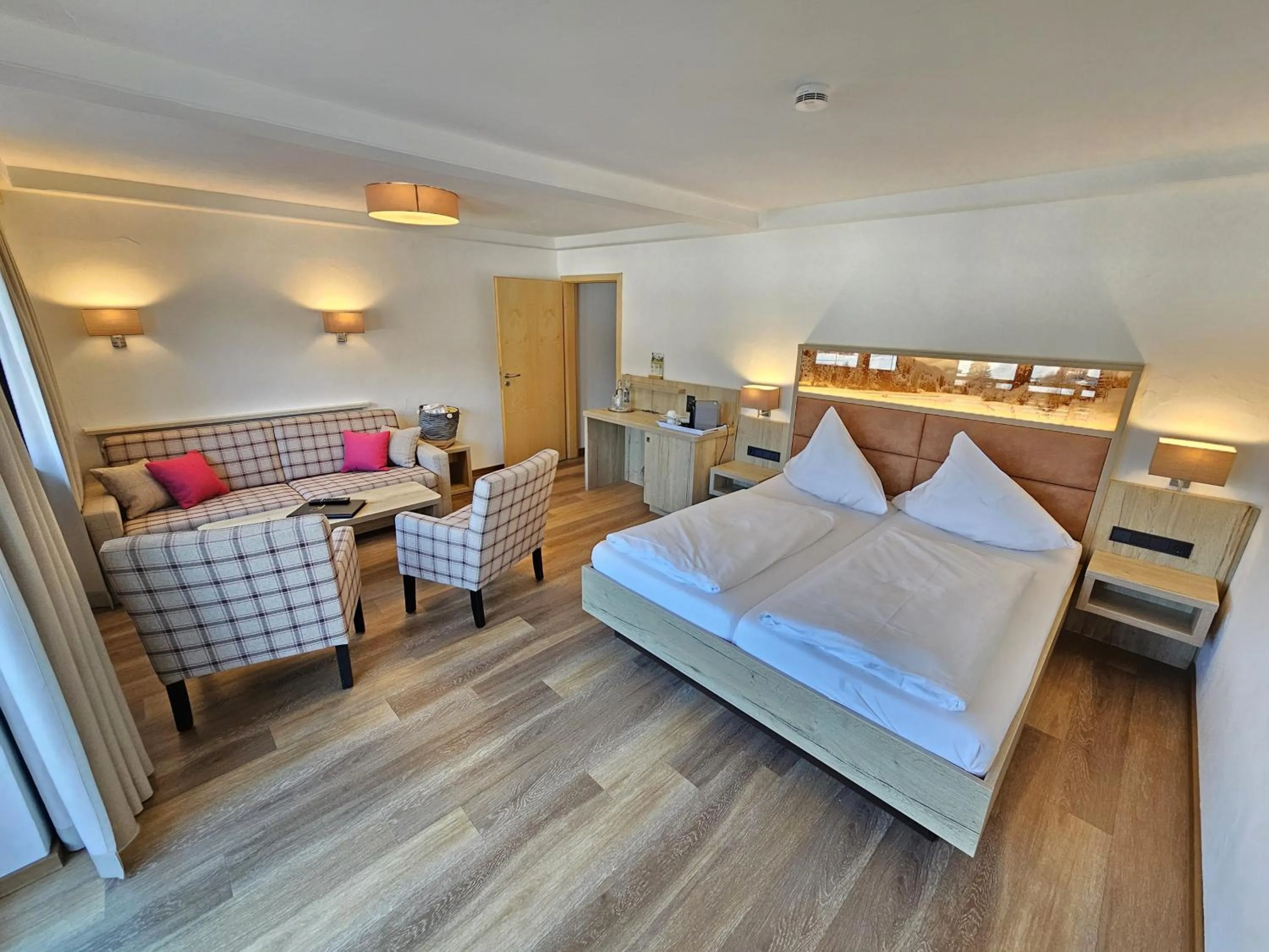 Photo of the whole room, Bed in Naturhotel Café Waldesruhe