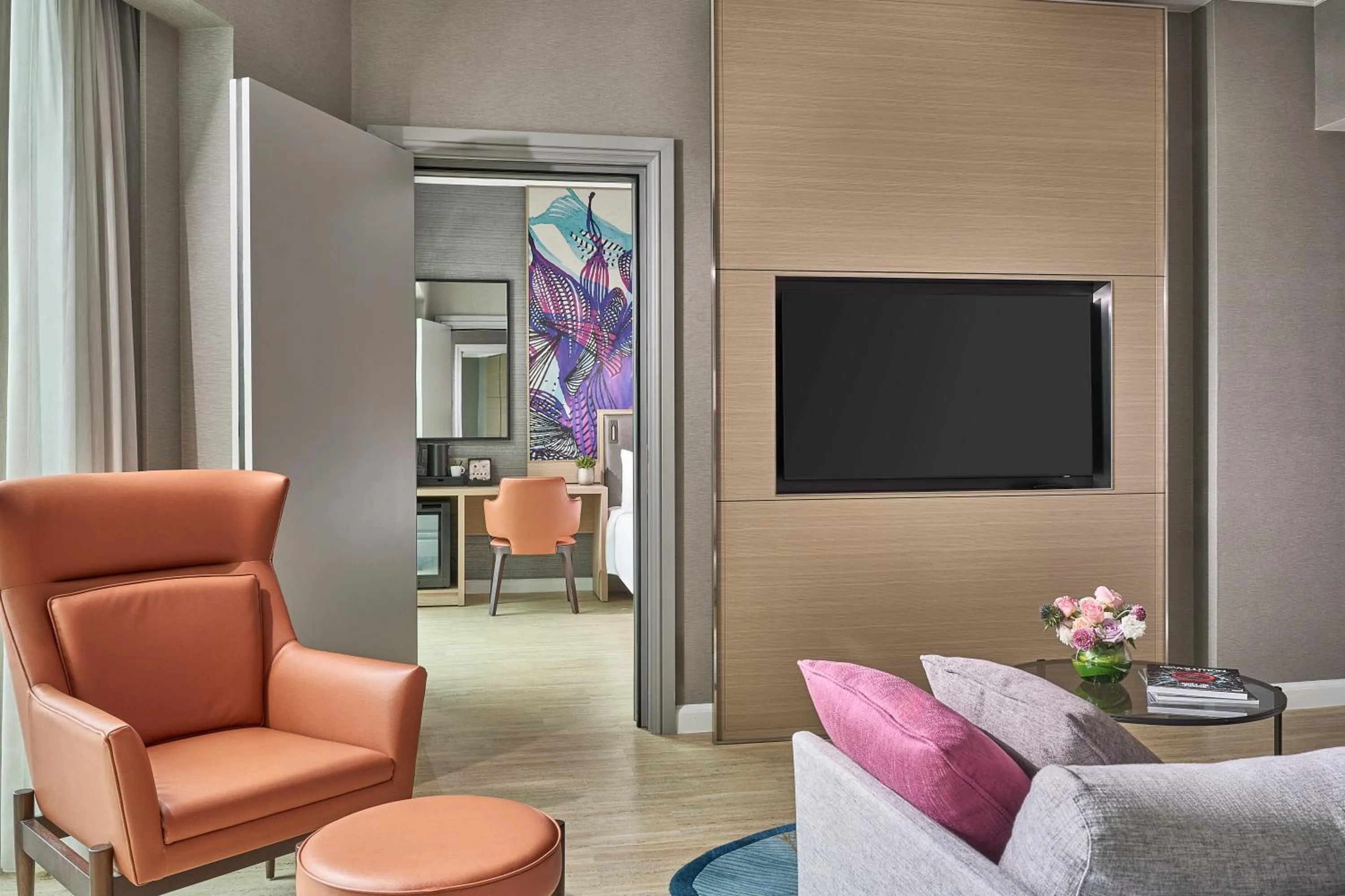 Living room in Grand Copthorne Waterfront Hotel Singapore