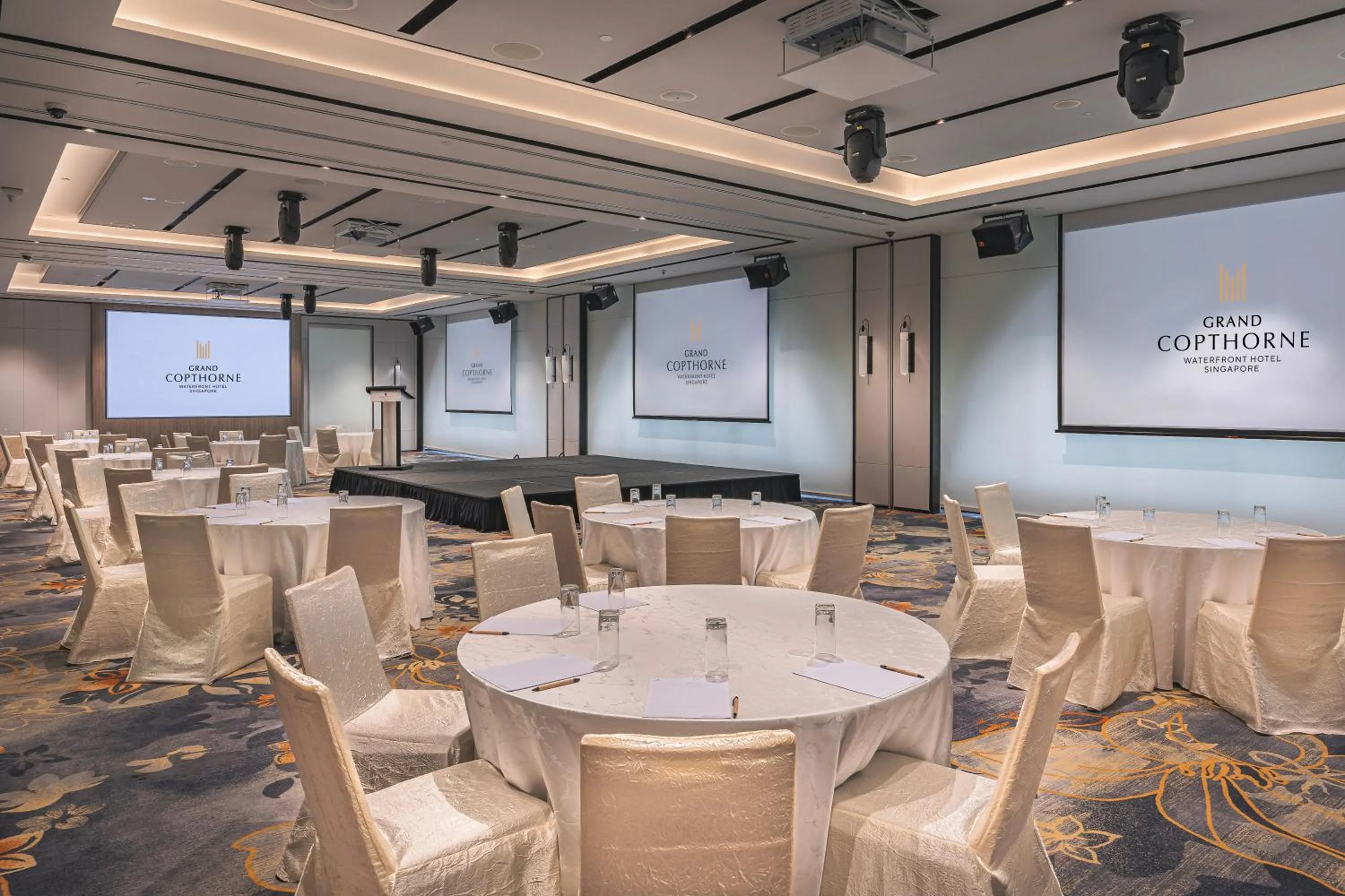 Meeting/conference room in Grand Copthorne Waterfront