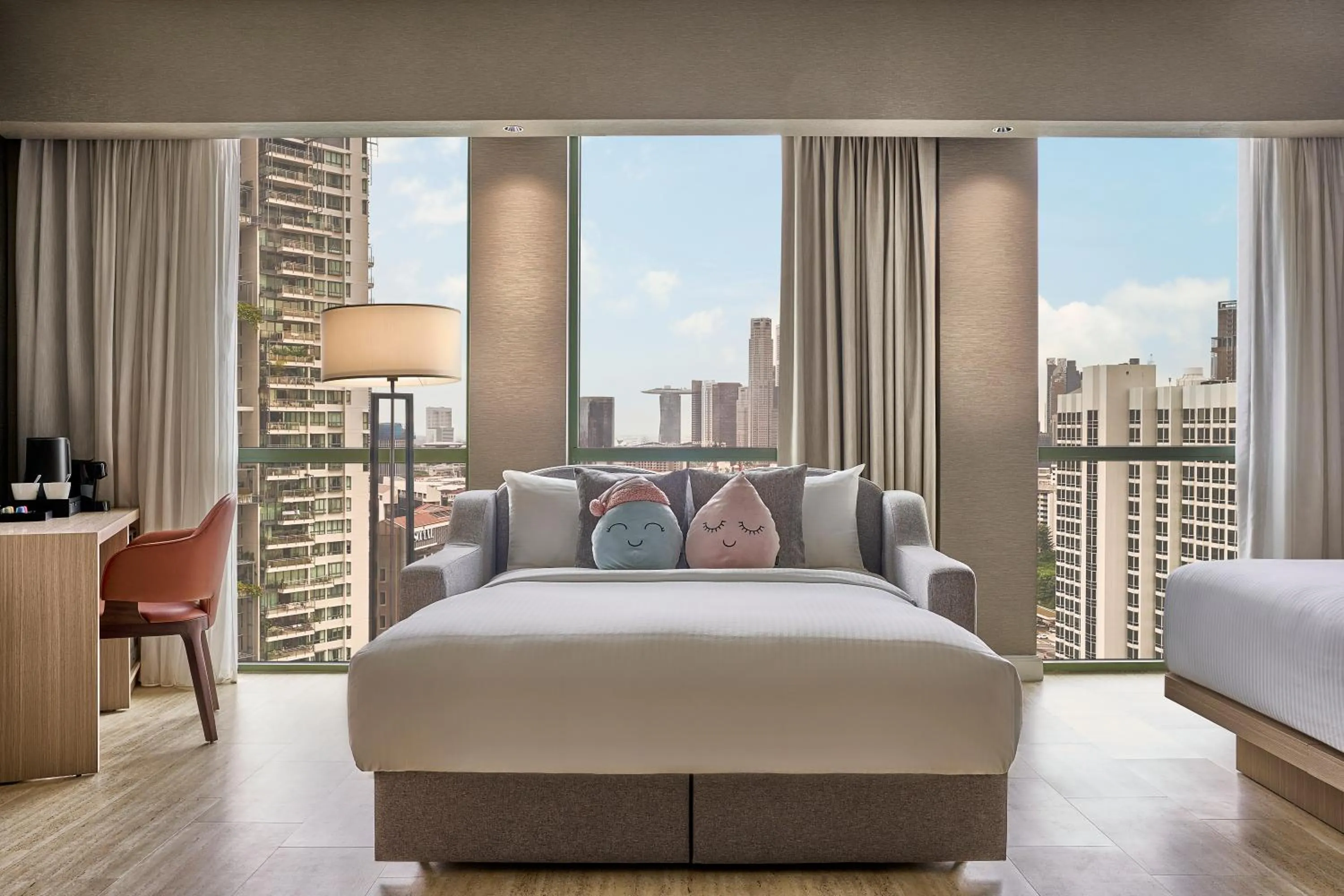 Bedroom, Bed in Grand Copthorne Waterfront Hotel Singapore