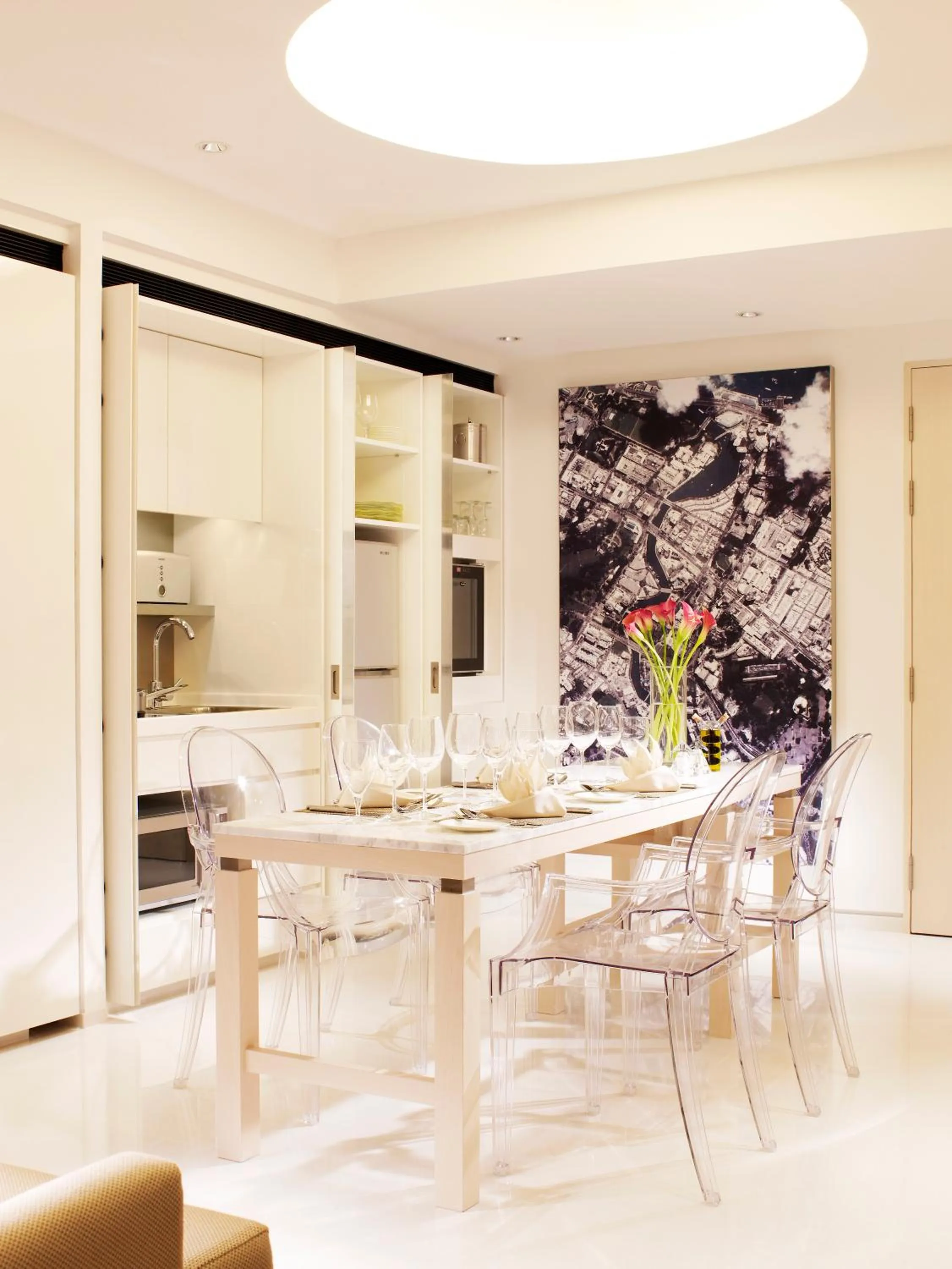 Living room in Grand Copthorne Waterfront