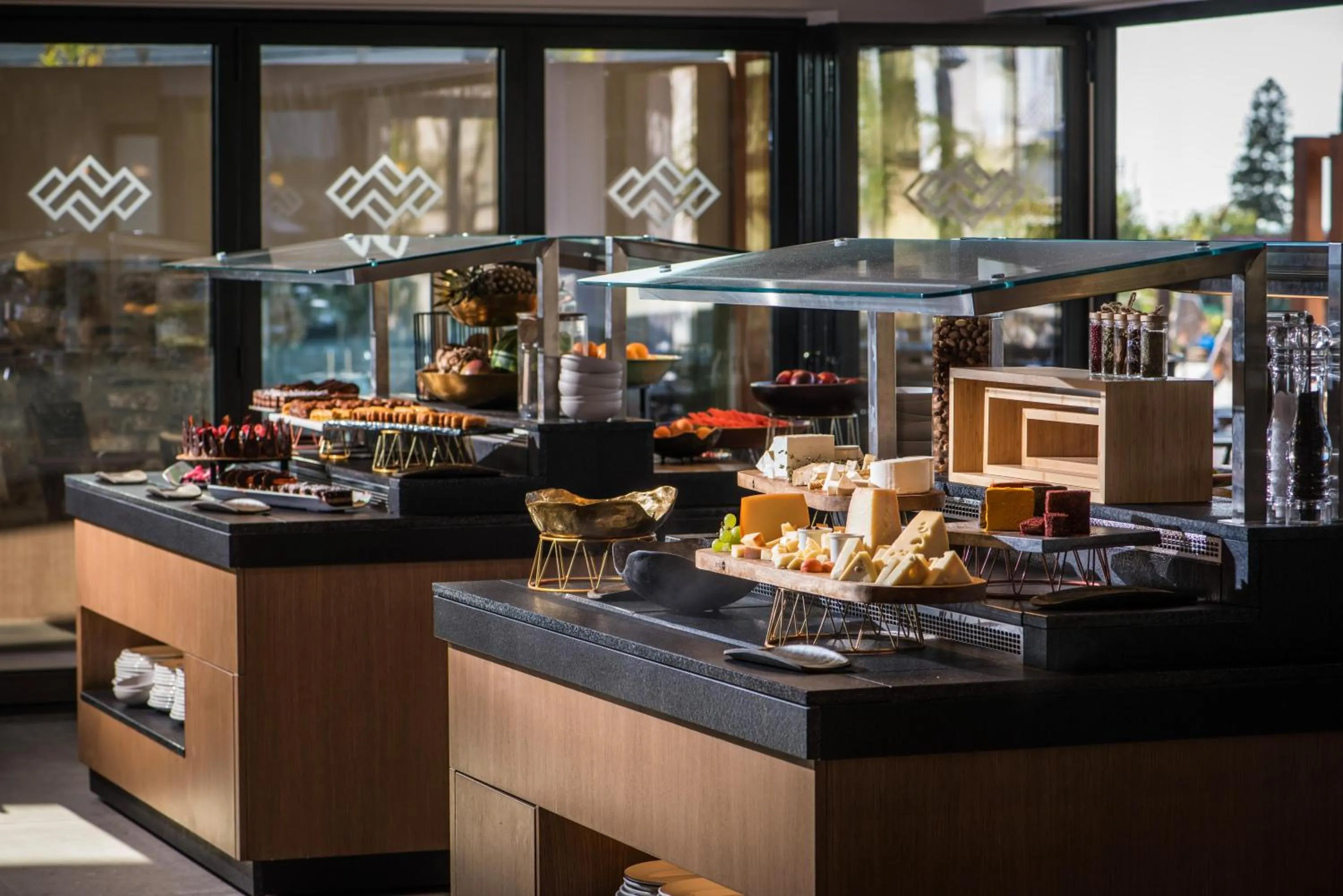 Restaurant/places to eat in Noble Hotel & Suites - Adults Only