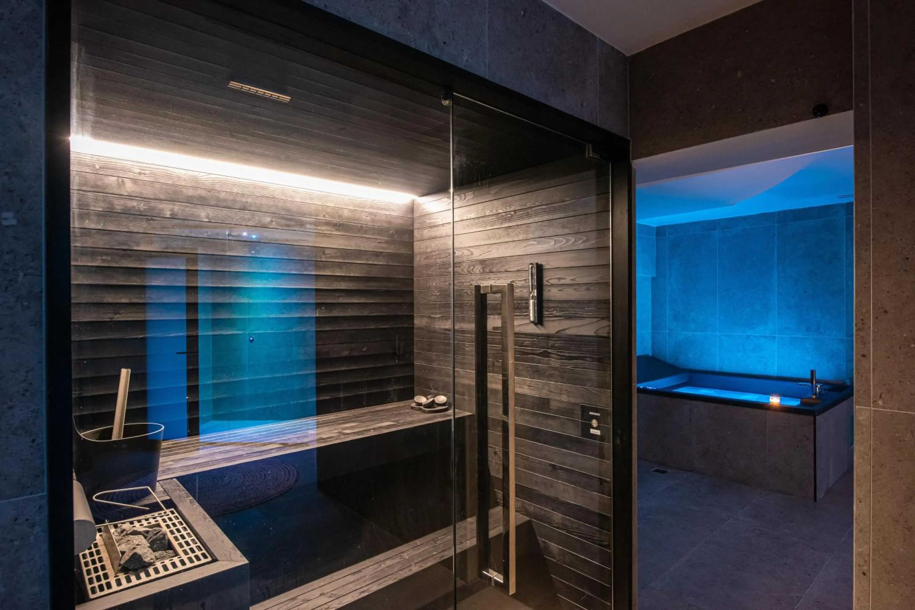 Steam room in Noble Hotel & Suites - Adults Only